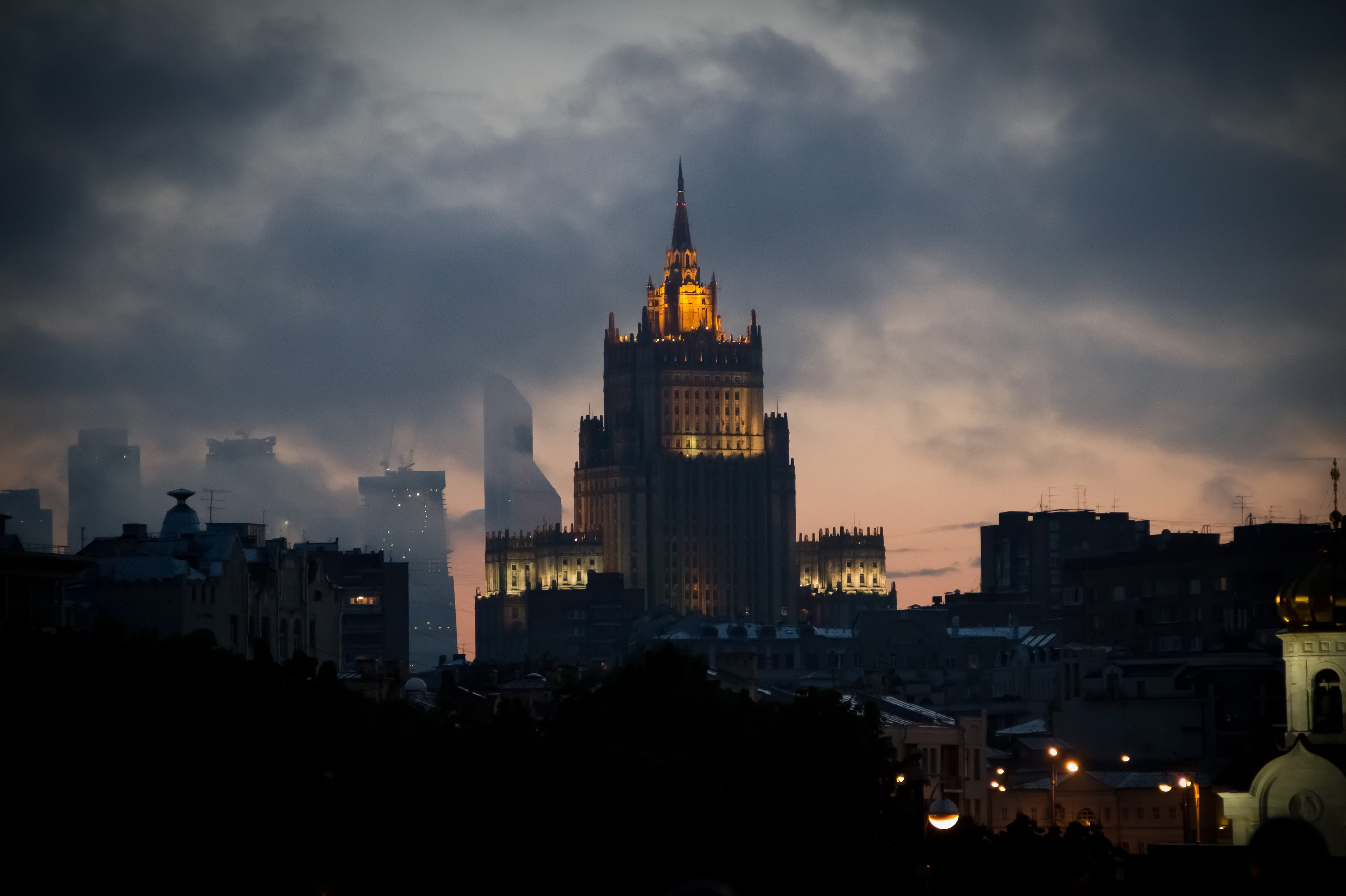 the ministry of, outdoors, cityscape, office building exterior, skyscraper, nature, 4K, moscow, travel destinations, financial district, cloud - sky, city, HD Wallpaper