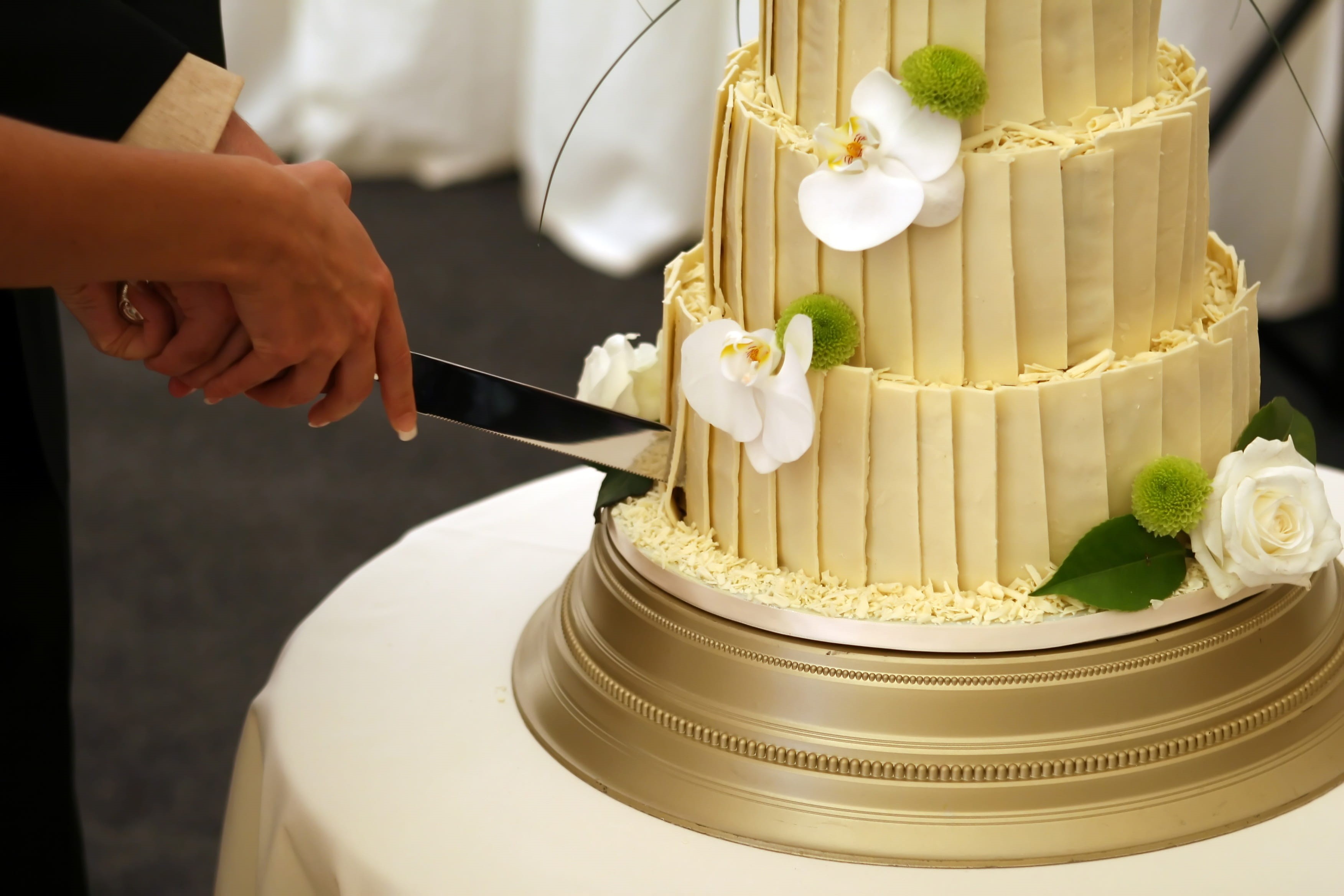 chef, cake, engaged, sweet, cutting, holding, sliced, wife, human hand, indoors, kitchen, beautiful, preparing food, groom, tier, engagement, traditional, HD Wallpaper