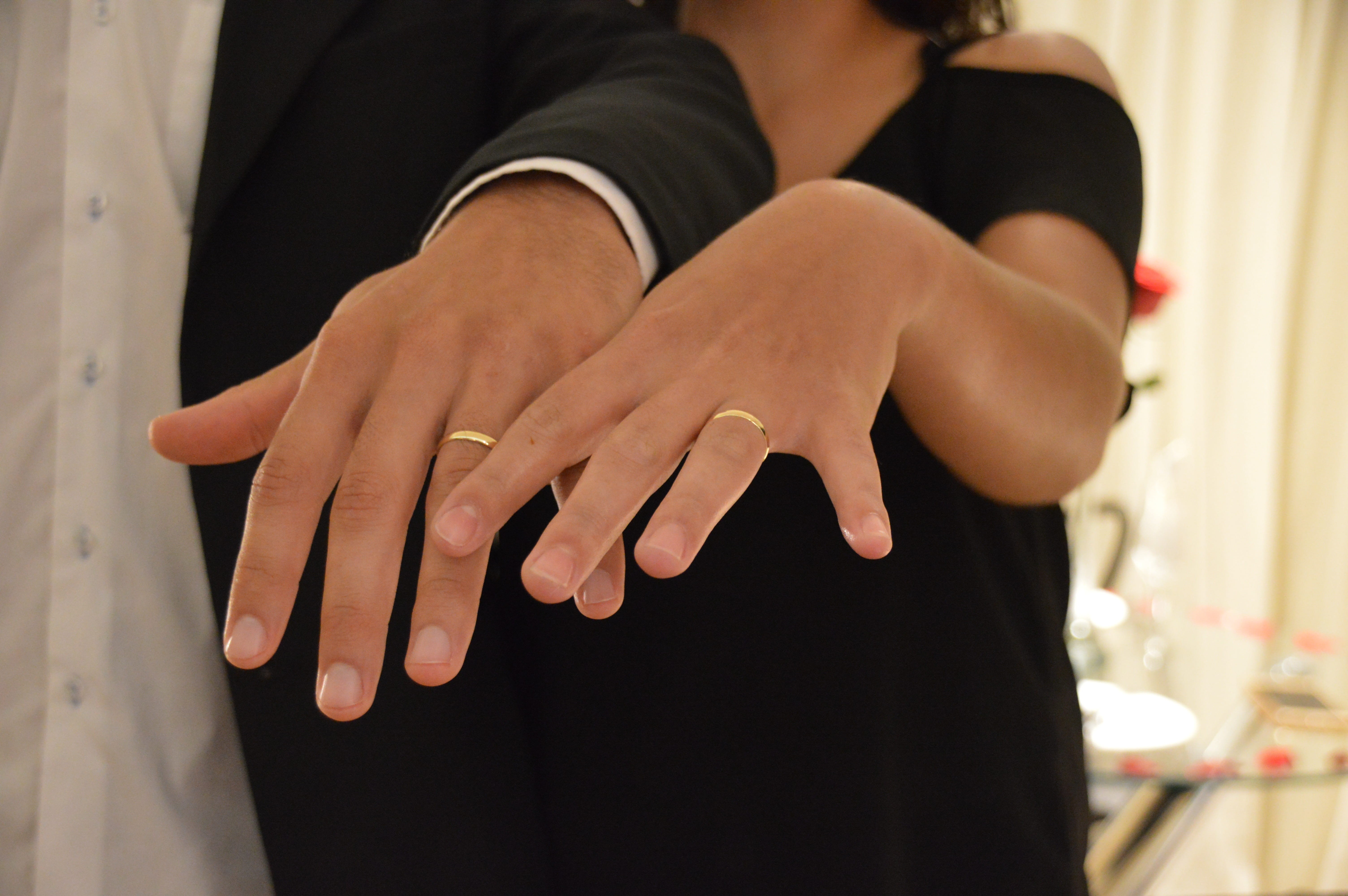 heart, alliances, passion, couple - relationship, body part, love, union, bride, close-up, romantic, 5K, bodas, focus on foreground, jewelry, noi, indoors, HD Wallpaper