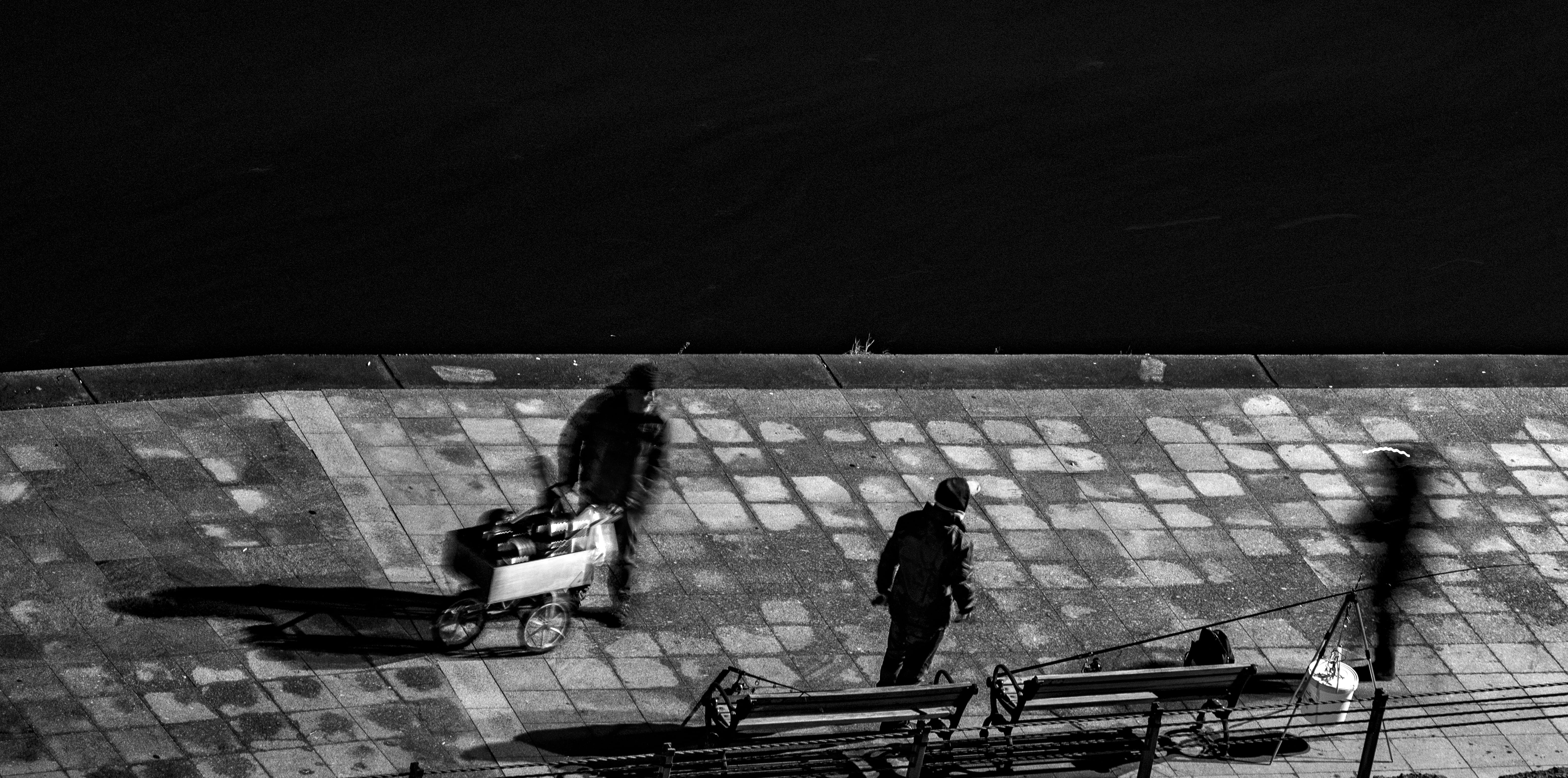 men, lifestyles, outdoors, Movement, mode of transportation, real people, Drink, city, Vendor, Turkey, Arnavutkoy, Black and White, day, shadow, Istanbul, HD Wallpaper