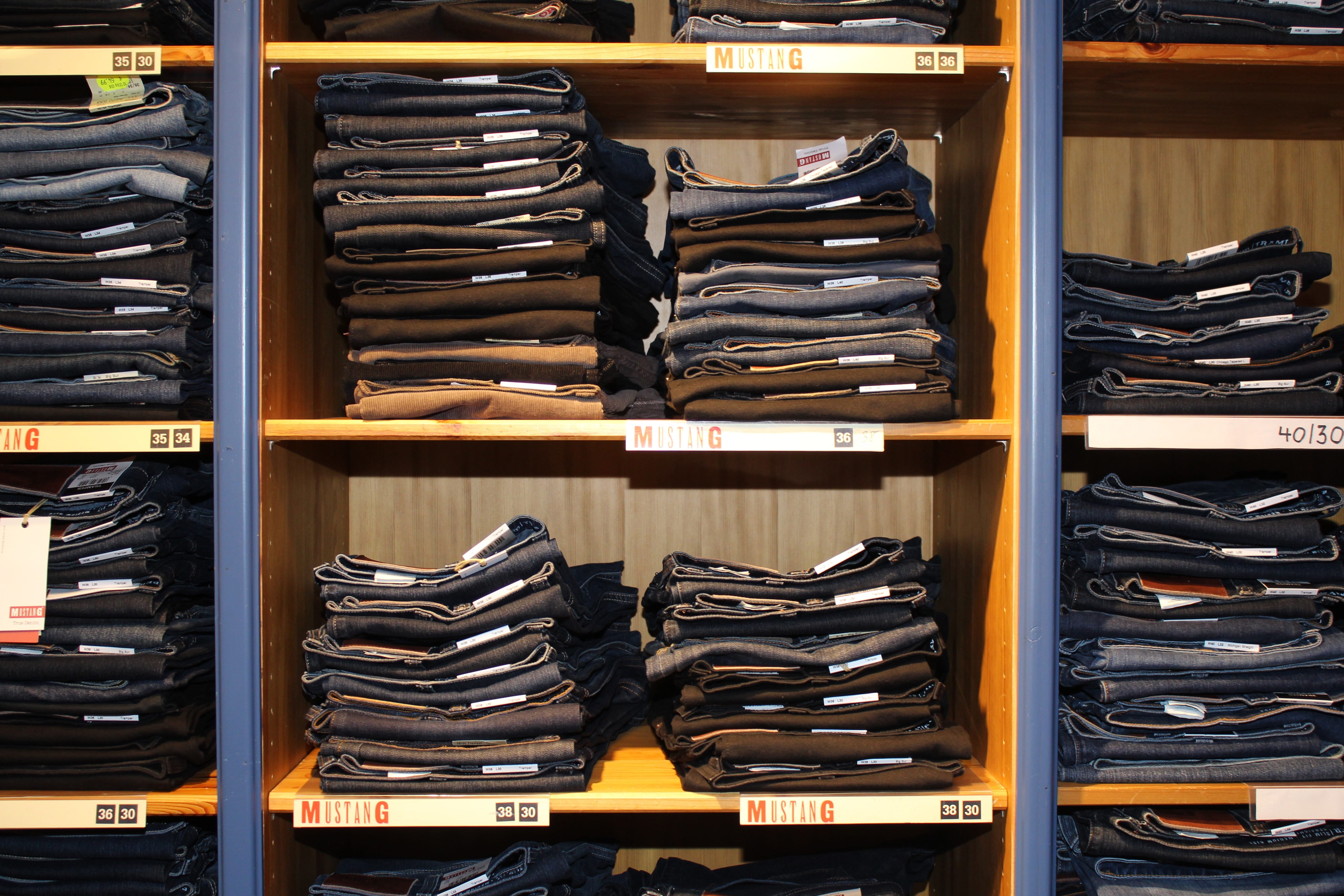 abundance, home interior, clothes, Shop, variation, Fashion, store, arrangement, Shopping, choice, sale, no people, neat, retail, stack, shelf, consumerism, HD Wallpaper