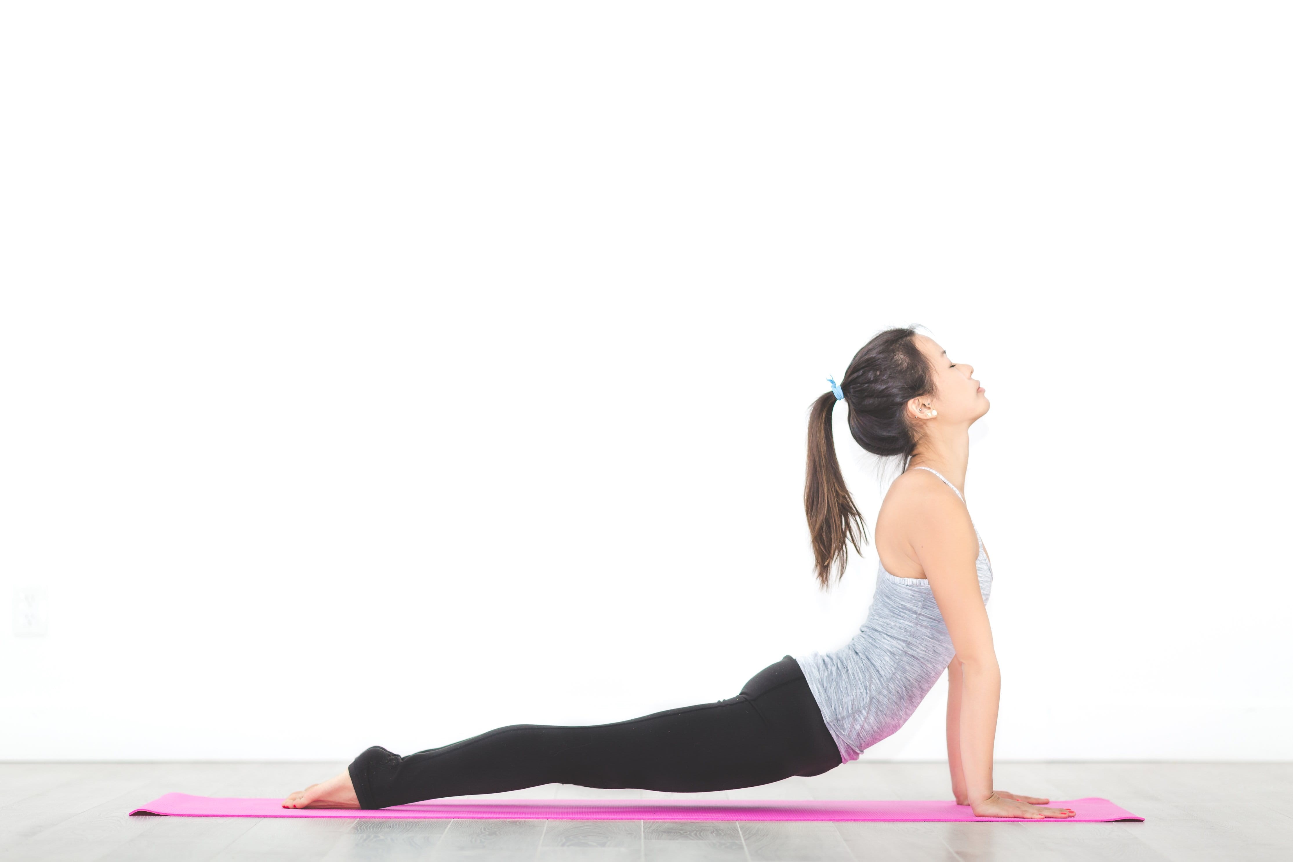 stretching, dog, full length, 4K, hairstyle, adult, young women, pose, Yoga, photo, young adult, lifestyles, wellbeing, copy space, relaxation exercise, HD Wallpaper