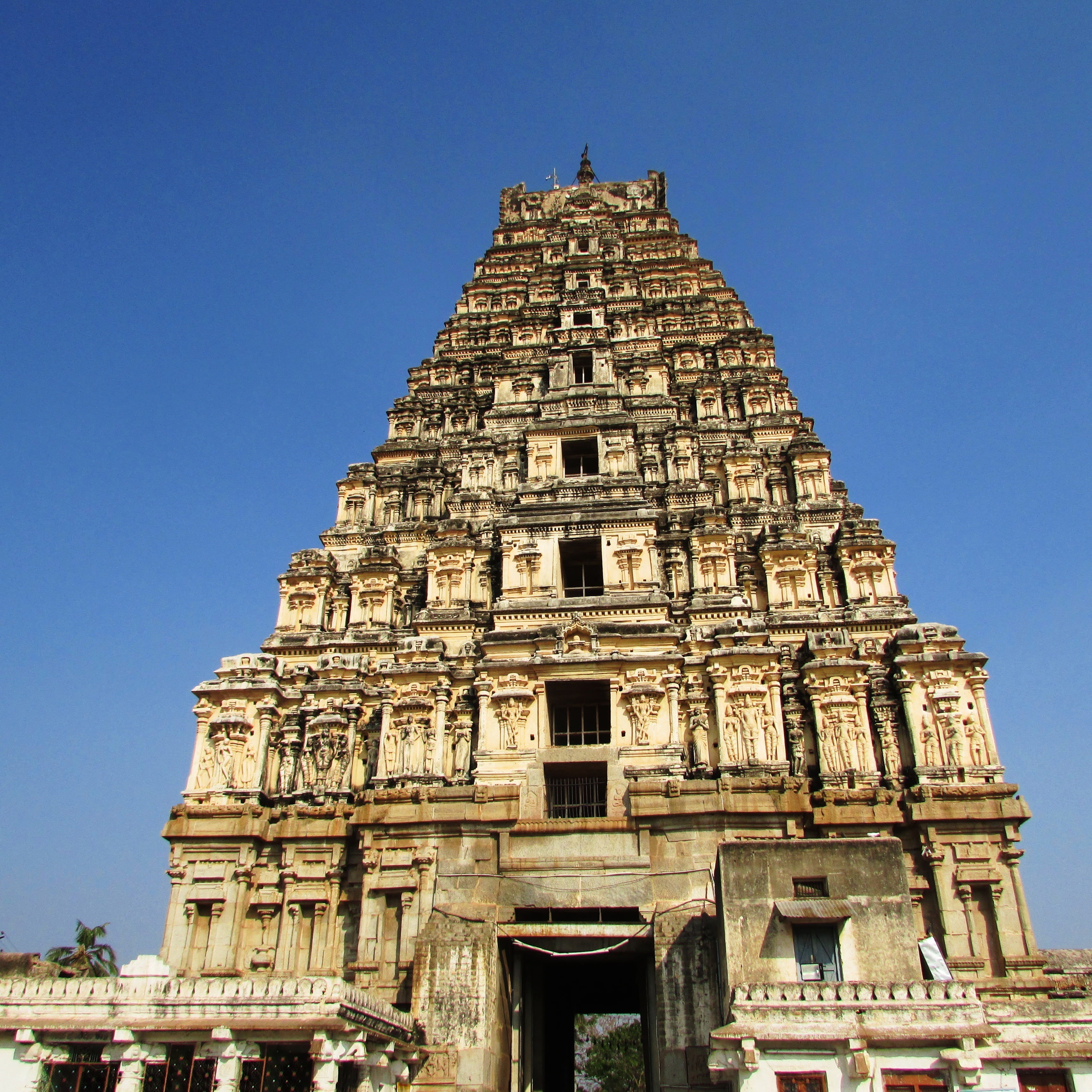 historic, sky, history, shrine, structure, asia, cultures, ancient, clear sky, belief, built structure, architecture, hampi, india, the past, historical, Phone HD Wallpaper