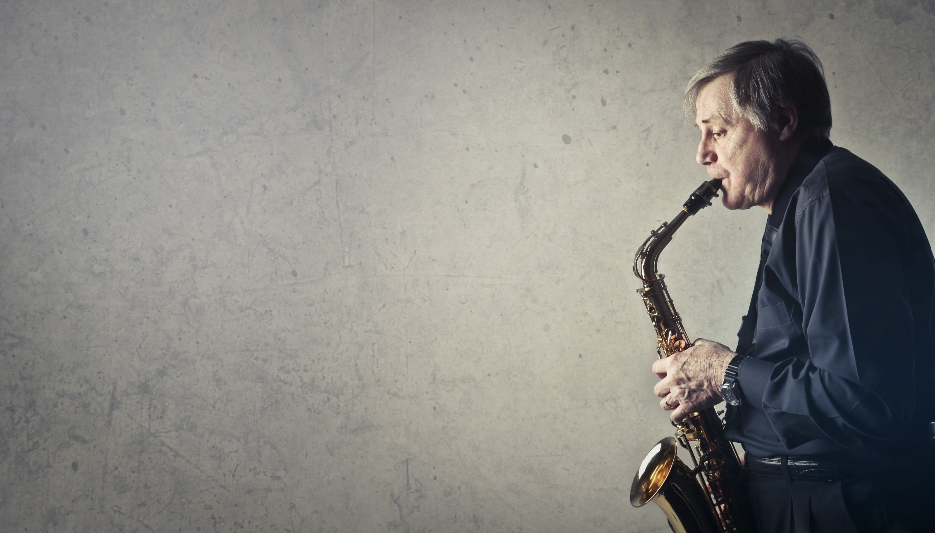 blue shirt, saxophone, one person, musician, senior adult, saxophonist, black, entertainment, music, casual clothing, adult, artist, performer, musical, HD Wallpaper