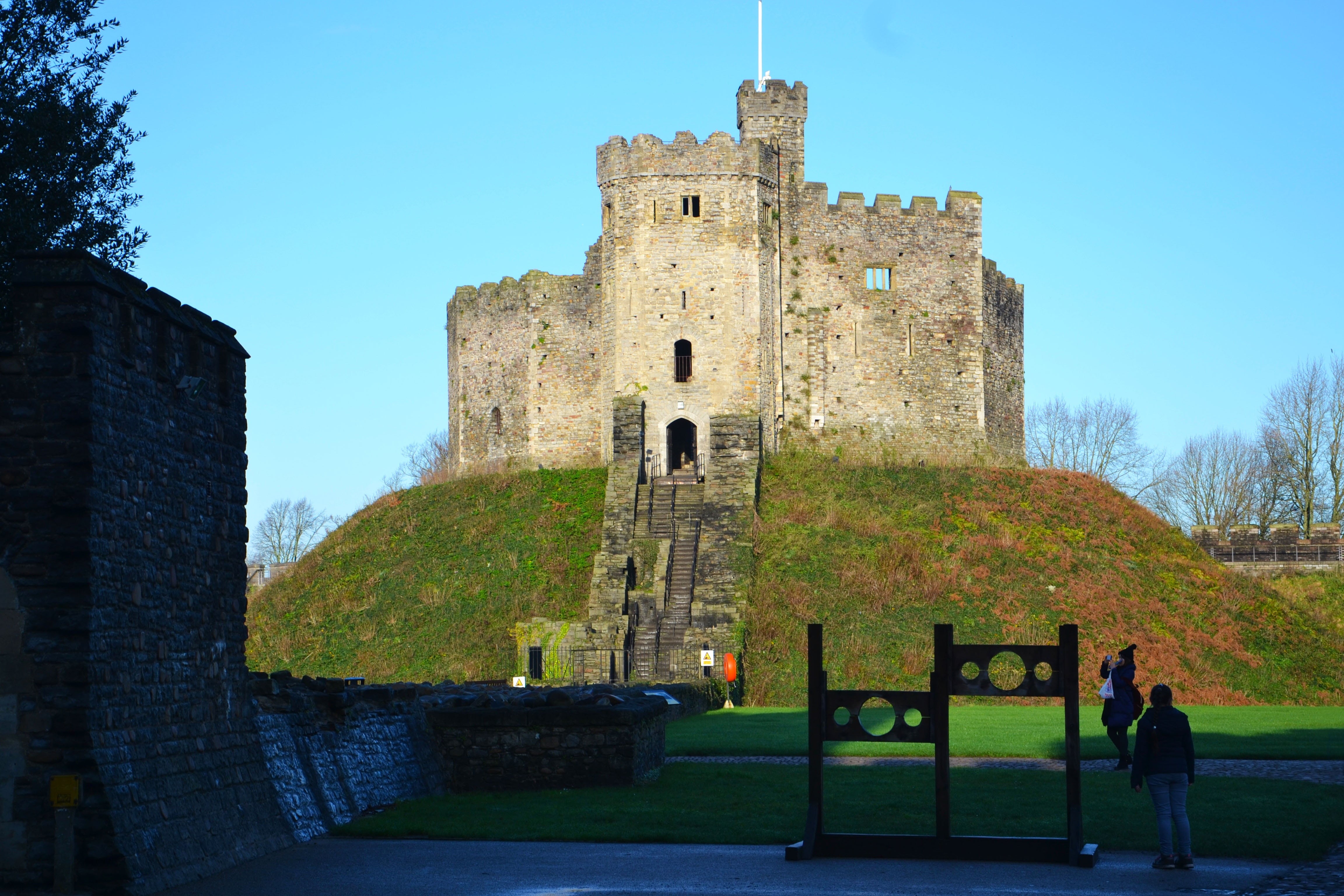 tradition, travel destinations, monument, gate, built structure, classic, building exterior, britain, ages, fort, historic, heritage, stone, walking, 4K, HD Wallpaper