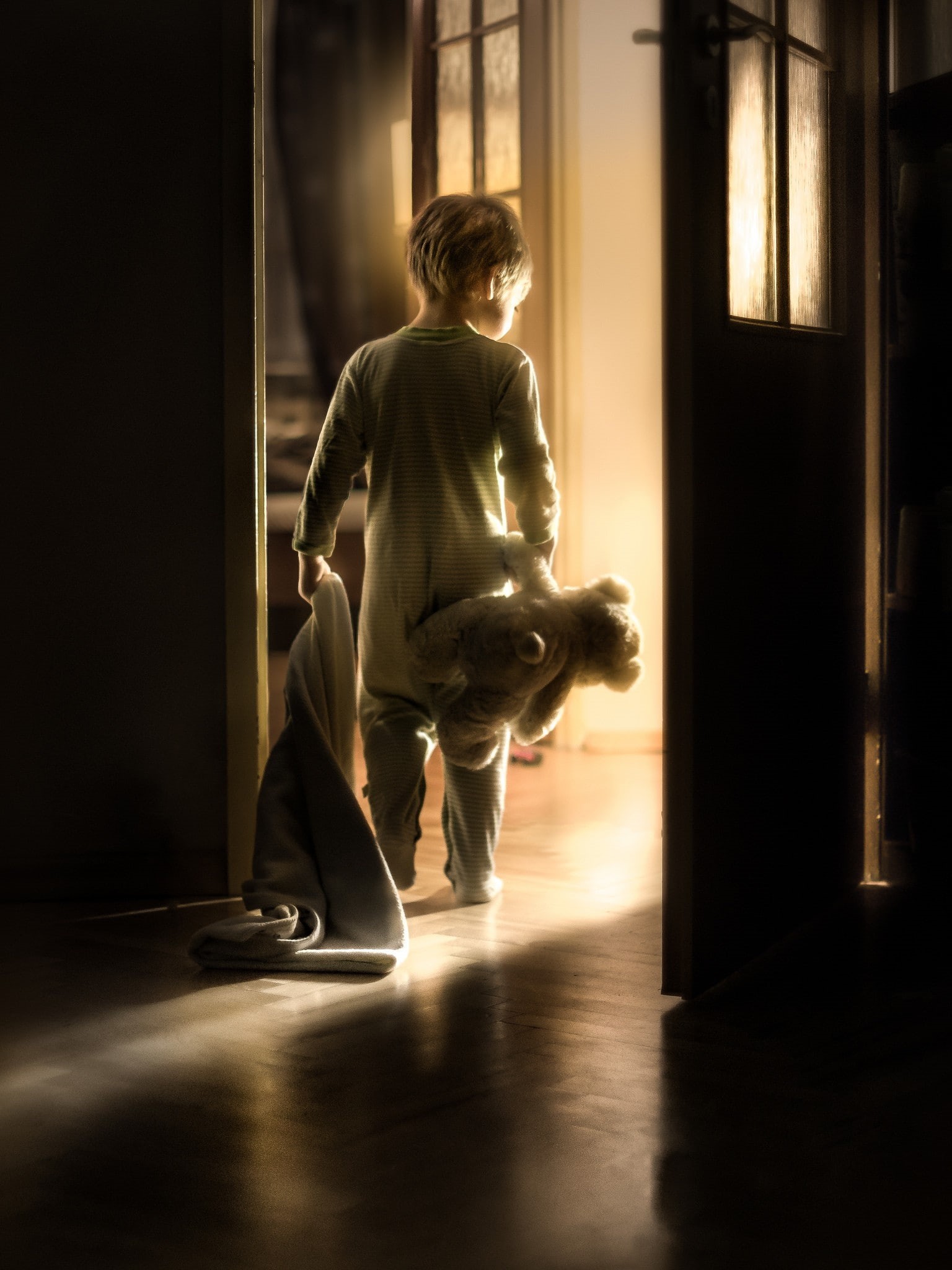 architecture, building, shadow, corridor, one person, relaxation, hairstyle, sitting, adult, young adult, children, teddy bears, door, 1080P, window, indoors, Phone HD Wallpaper