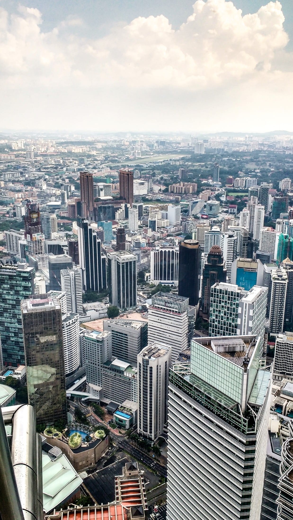 sky, cityscape, metropolis, skyscraper, city, outdoors, skyline, built structure, office building exterior, modern, city life, skyscrapers, 1080P, day, Phone HD Wallpaper
