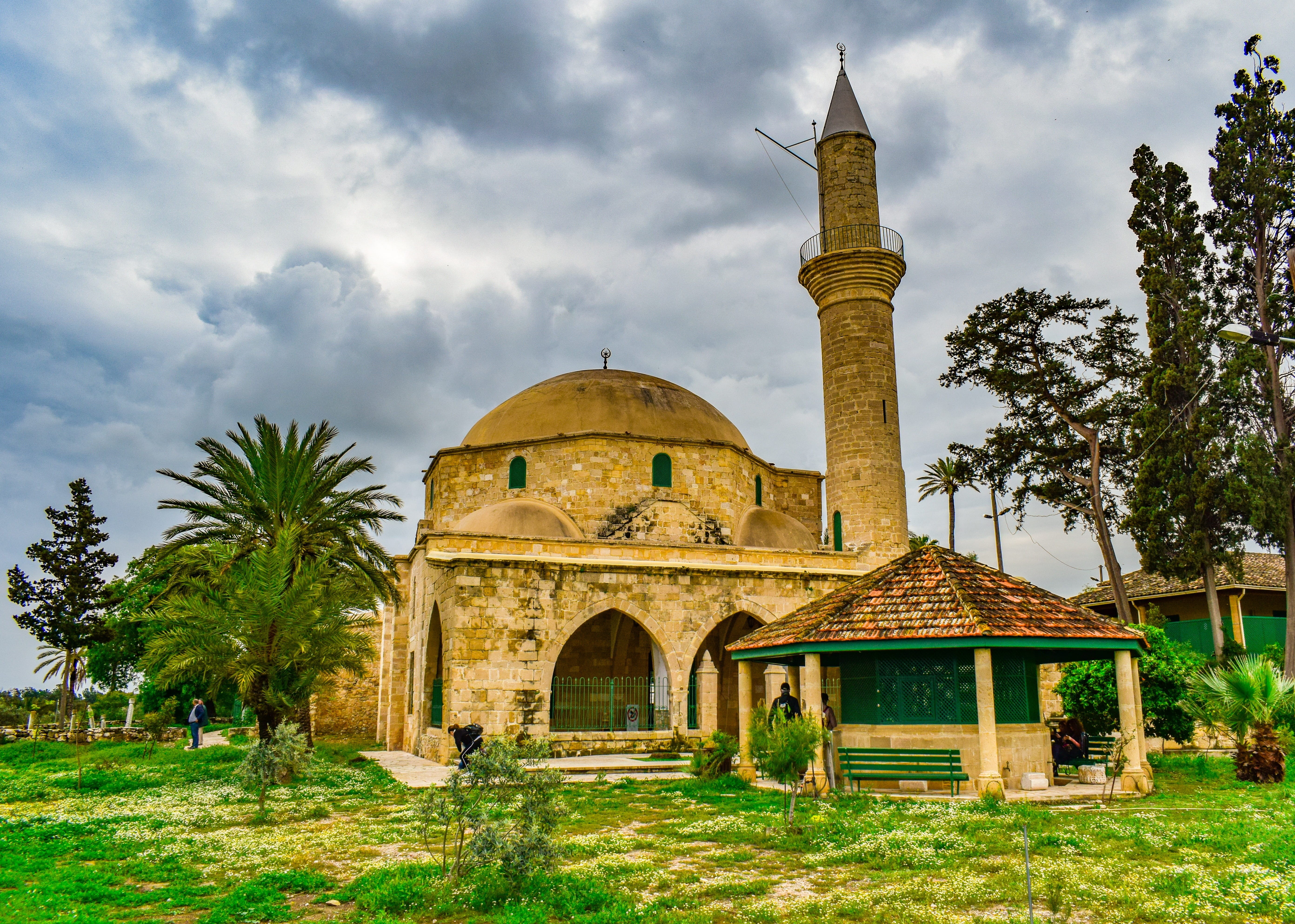 building exterior, building, belief, minaret, mosque, built structure, history, islam, cloud - sky, the past, spirituality, islamic, travel, nature, hala sultan tekke, HD Wallpaper