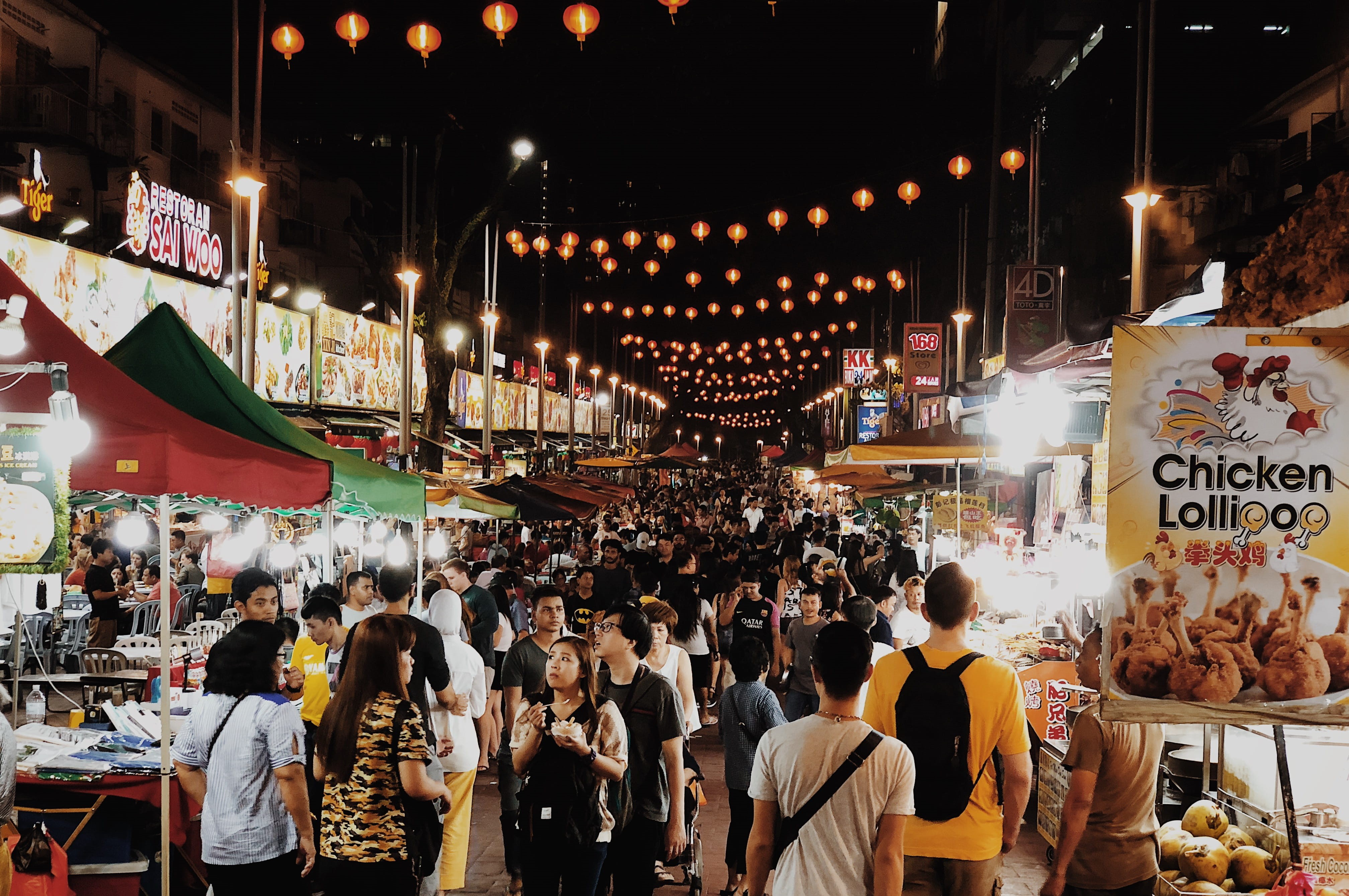 night, street, crowd, 4K, kuala lumpur, city life, exploration, market, adult, malaysia, large group of people, street market, city, retail, group of people, HD Wallpaper