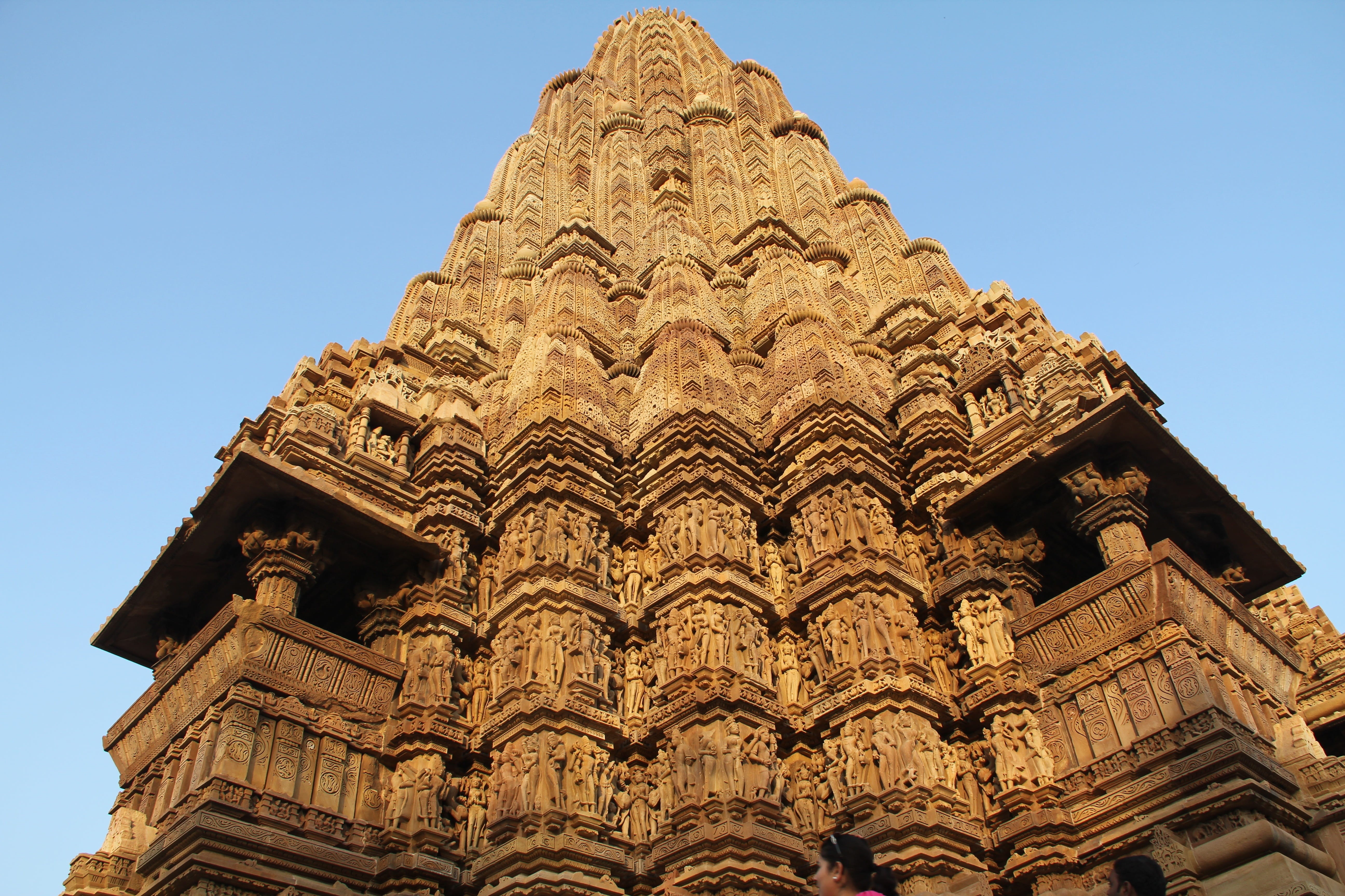 sky, 5K, building exterior, temple, building, built structure, history, khajuraho, belief, no people, spirituality, craft, ornate, day, architecture, the past, HD Wallpaper