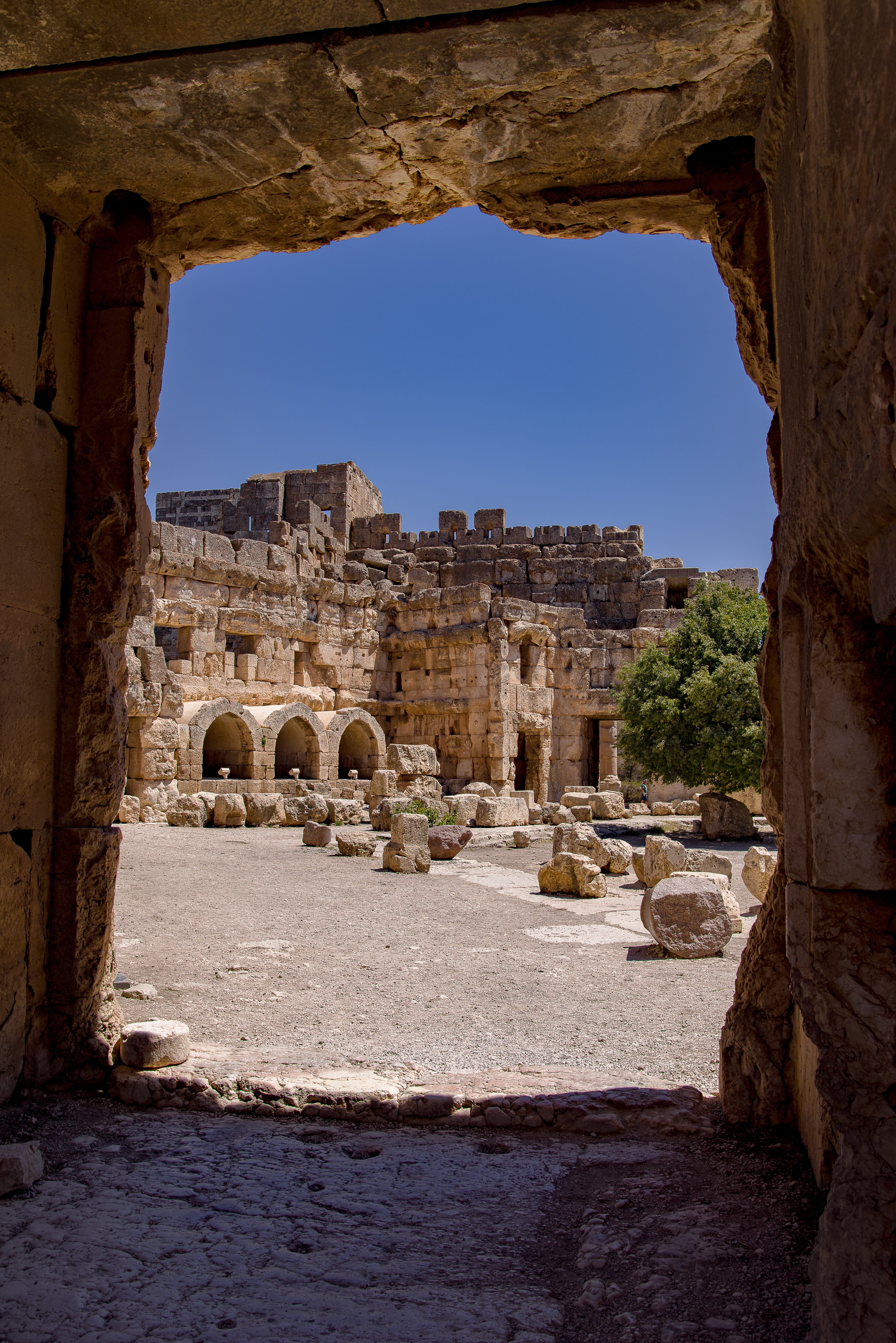 history, the past, travel, damaged, old, building exterior, 5K, ruin, travel destinations, old ruin, lebanon, antiquity, sky, stone, archaeology, day, Phone HD Wallpaper
