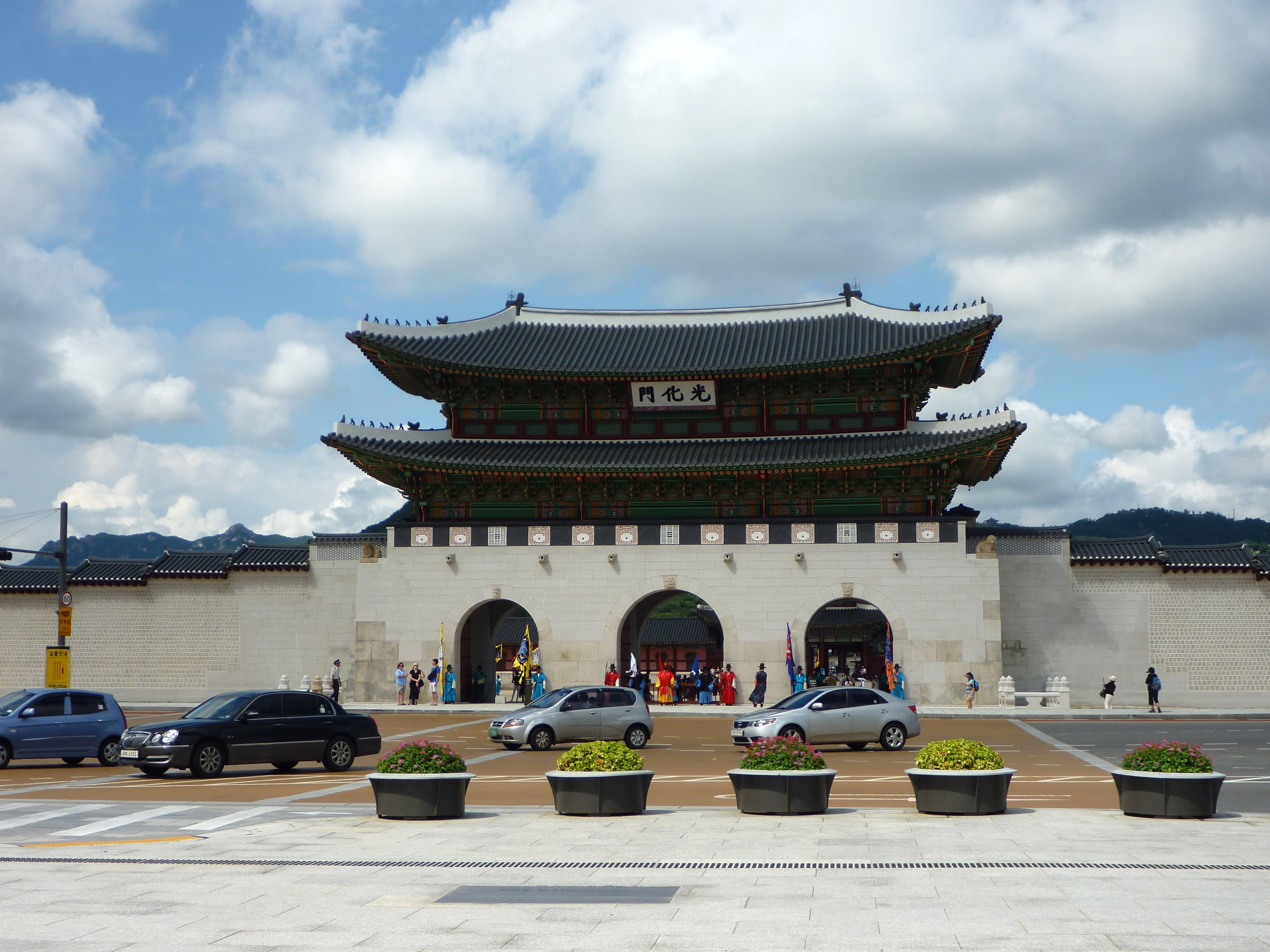 clouds, tourism, architectural column, palace, religion, asia, belief, seoul, architecture, the past, history, building, photos, Gwanghwamun gate, public domain, HD Wallpaper
