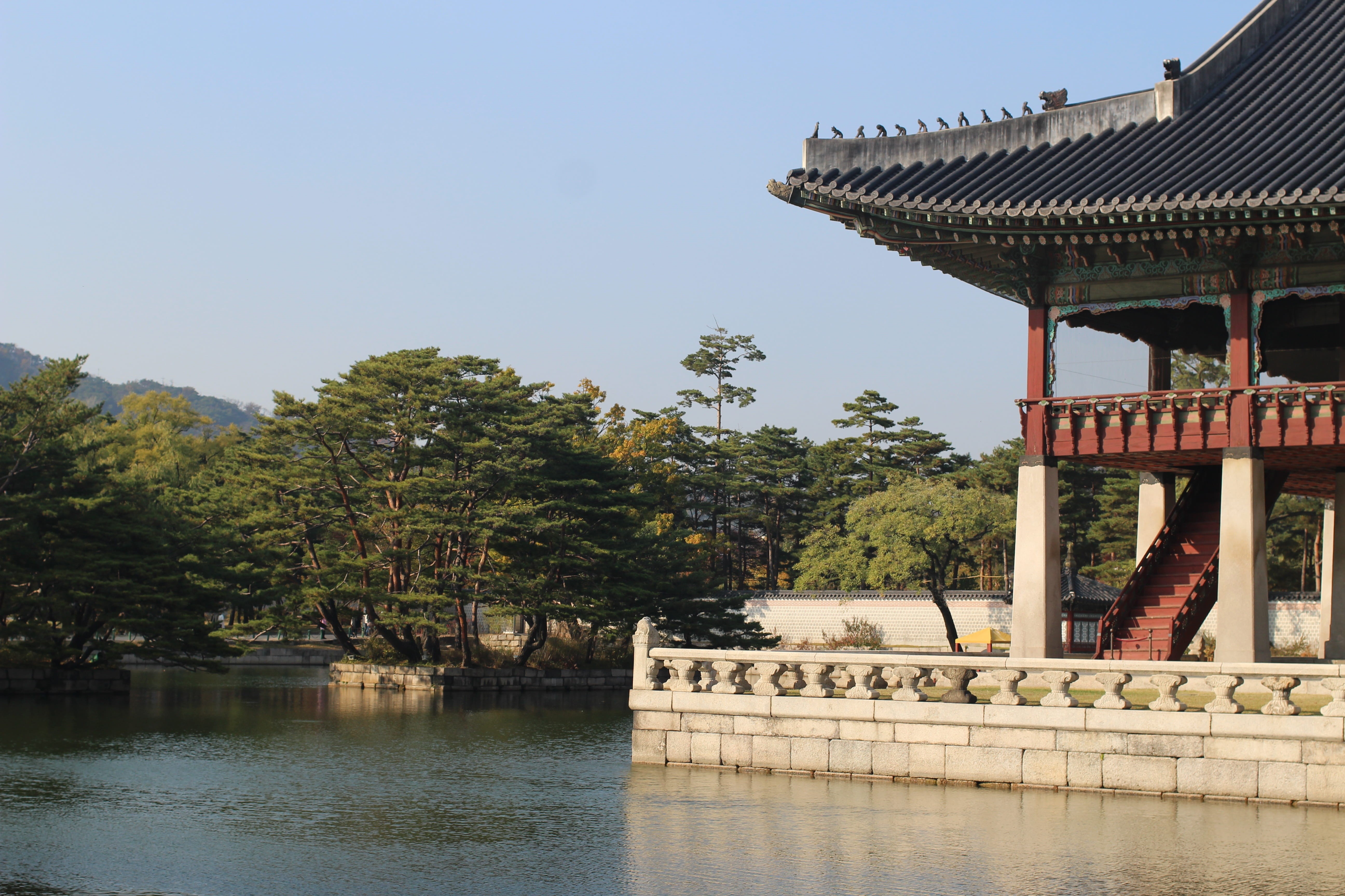 palaces, republic, gyeongbok palace, plant, no people, 5K, lake, built structure, outdoors, waterfront, korea, water, mono, glyph, nature, korean, old fashioned, HD Wallpaper