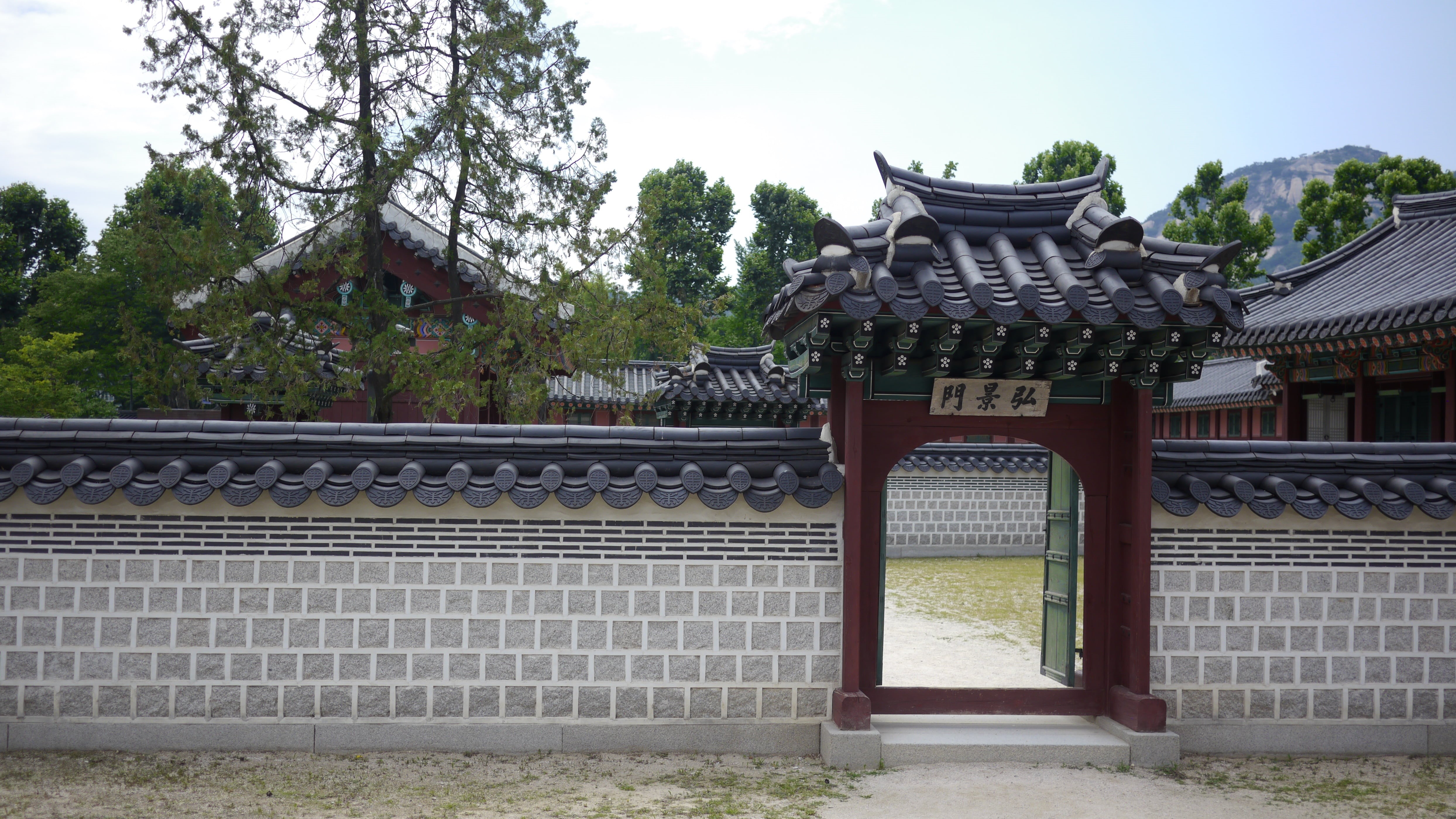 travel destinations, nature, gyeongbok palace, belief, roof, building, palaces, spirituality, religion, architecture, forbidden city, eaves, building exterior, HD Wallpaper