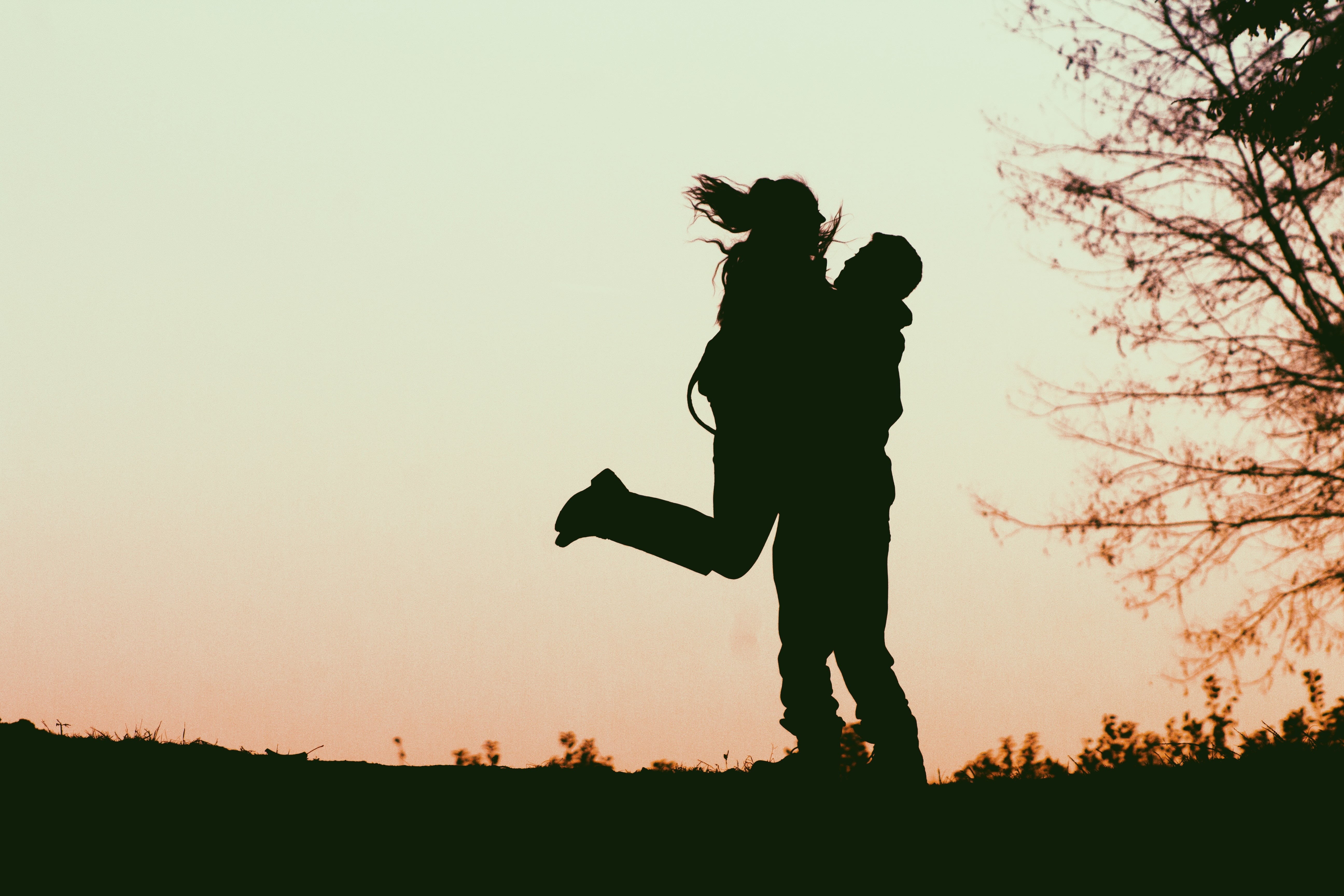 cheerful, girls, silhouettes, boys, love, females, couple - Relationship, summer, real people, happiness, enjoyment, two people, family, 5K, fun, walking, HD Wallpaper
