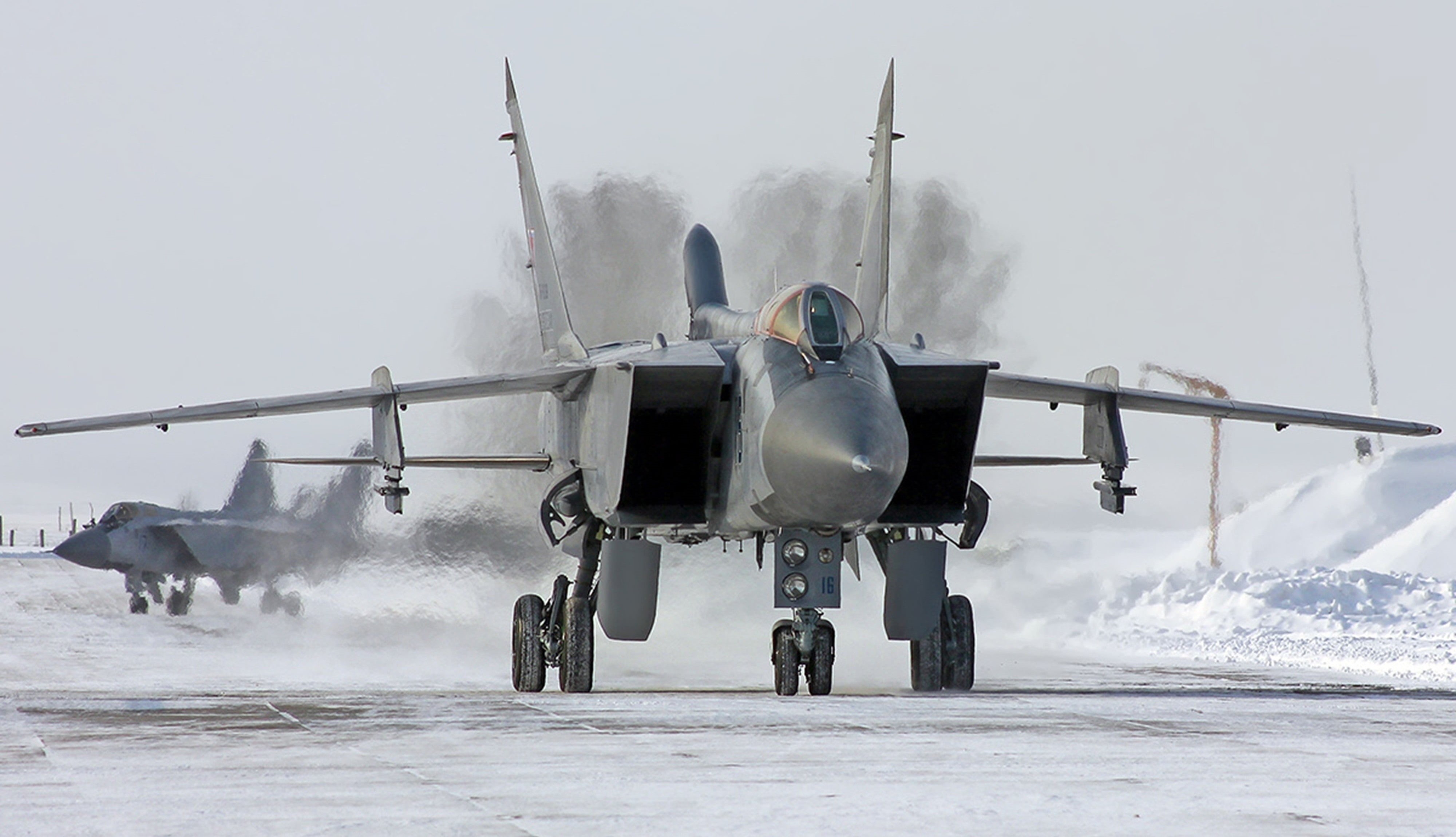 Russian Air Force, aircraft, air force, couple, outdoors, jet, unrecognizable person, wing, airfield, mode of transportation, Engine, aerospace industry, HD Wallpaper