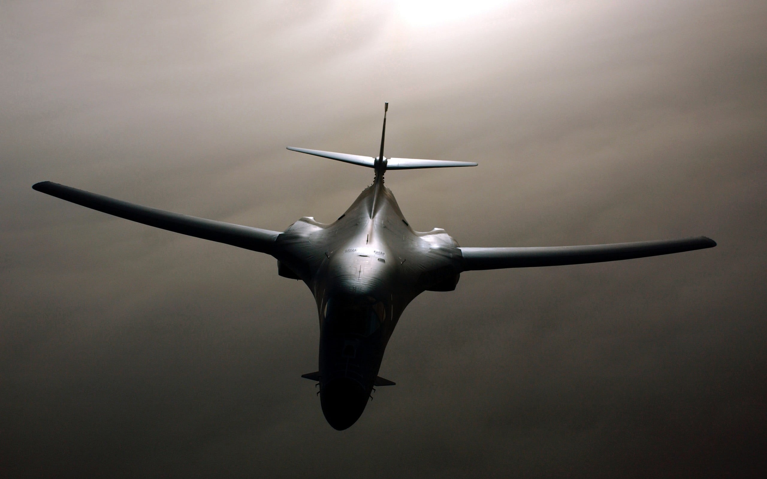low angle view, 2K, aircraft, directly below, front view, air vehicle, single object, commercial airplane, outdoors, Rockwell B-1 Lancer, day, no people, HD Wallpaper