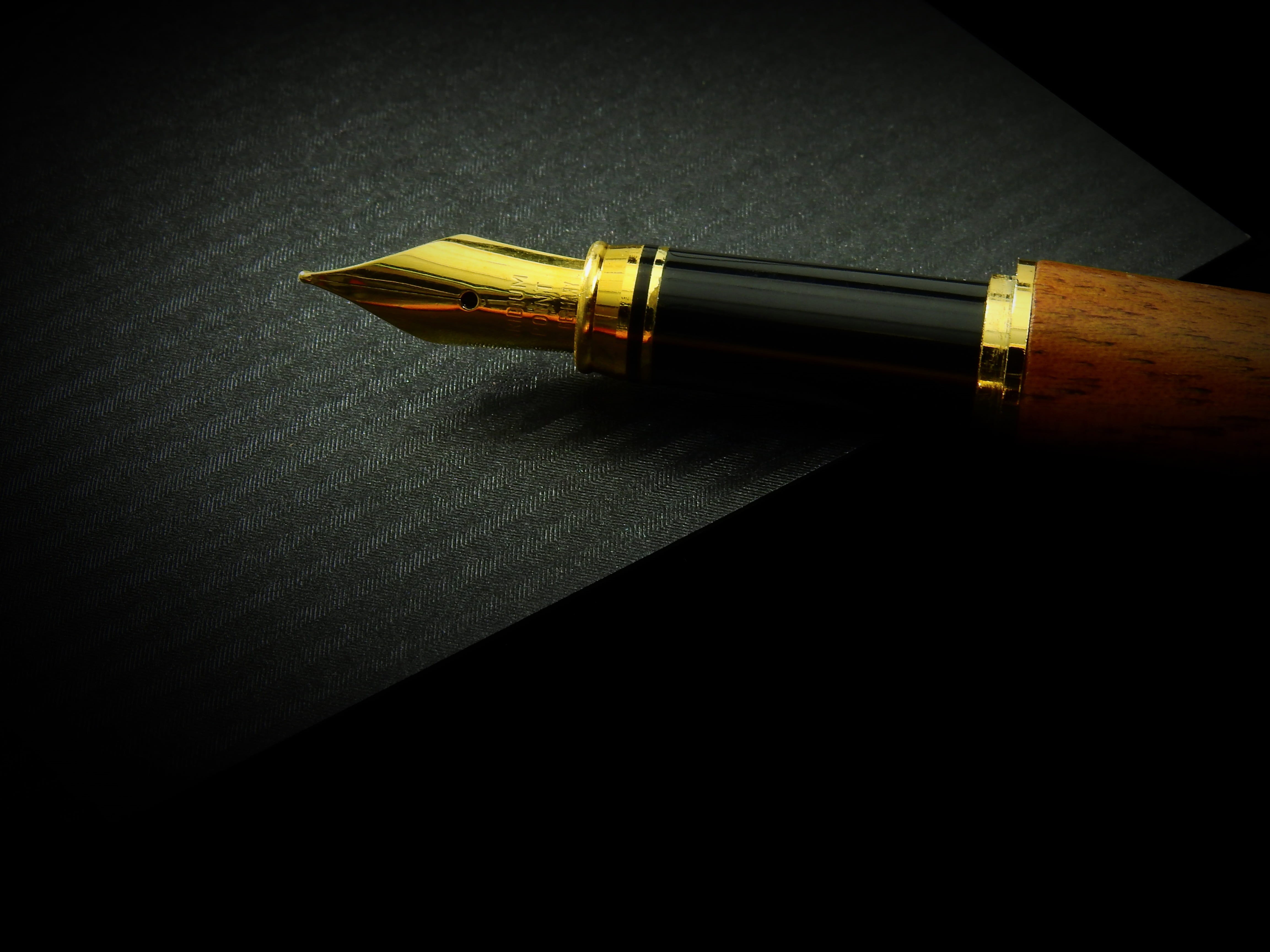 indoors, fountain pen, pencil, gold colored, nib, close-up, copy space, writing tool, still life, writing, table, work, wealth, luxury, two objects, high angle view, HD Wallpaper