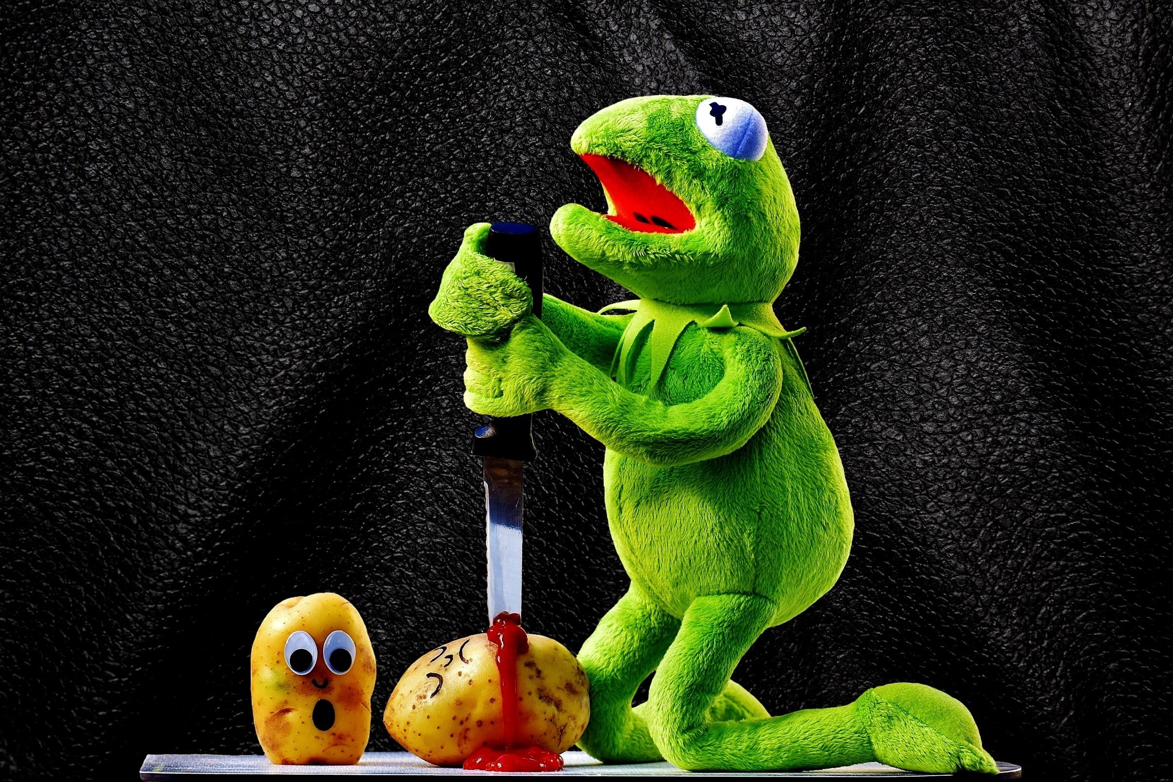 cut out, frogs, green color, ketchup, sit, stuffed toy, human representation, plush, frog, kermit, no people, creativity, potato murder, fun, food and drink, HD Wallpaper