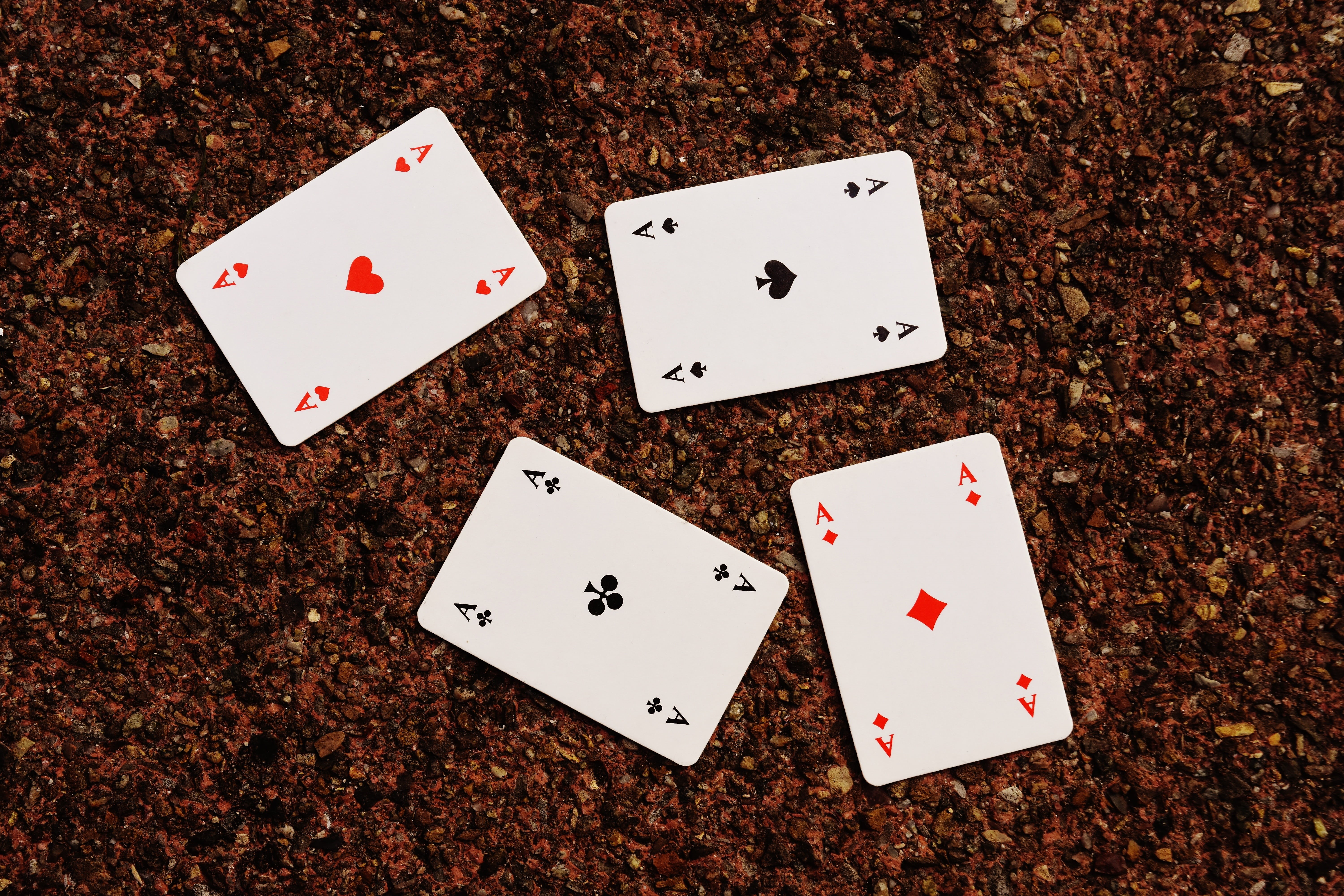 table, card, 5K, brown, gambling, luck, four, win, success, leisure activity, skat, ace, playing cards, relaxation, playing, indoors, nightlife, winning, HD Wallpaper