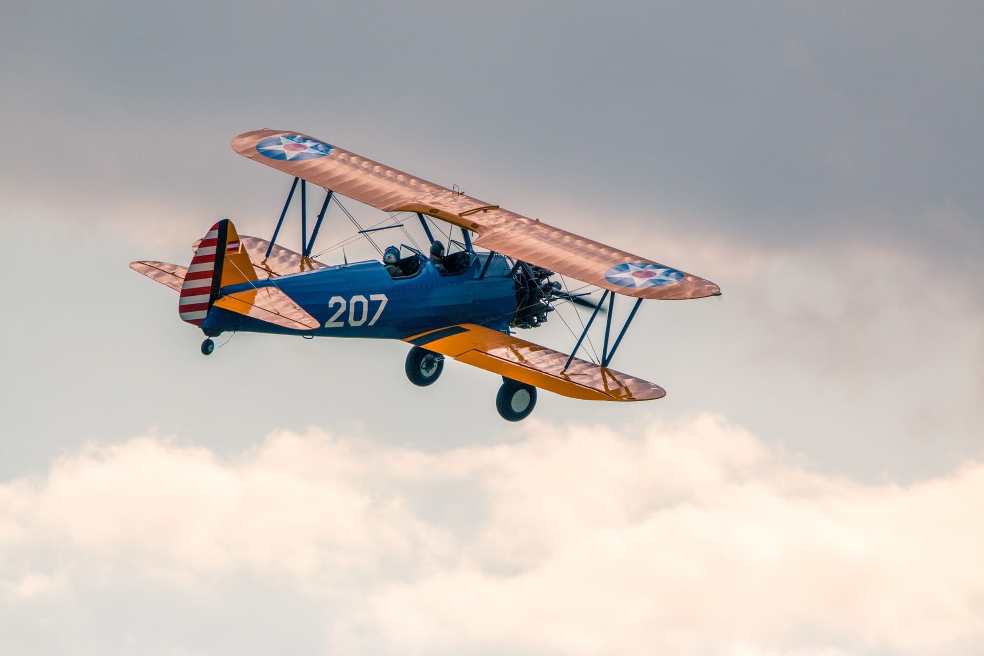 biplane, vintage aircraft, human arm, freedom, brown, double decker, full length, fly, flying, one person, adventure, leisure activity, flight days soest 2017, HD Wallpaper
