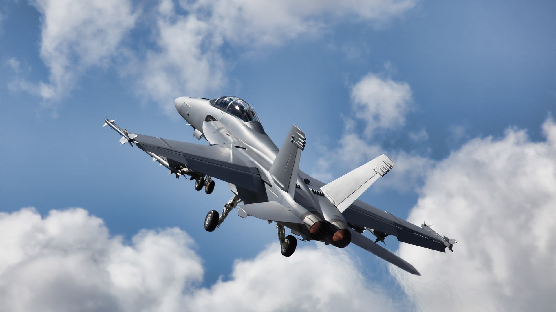 outdoors, speed, wings, landing, cloud, government, nature, airplane, takeoff, low angle view, commercial, wing, aggression, engine, air vehicle, fly, aeroplane, HD Wallpaper