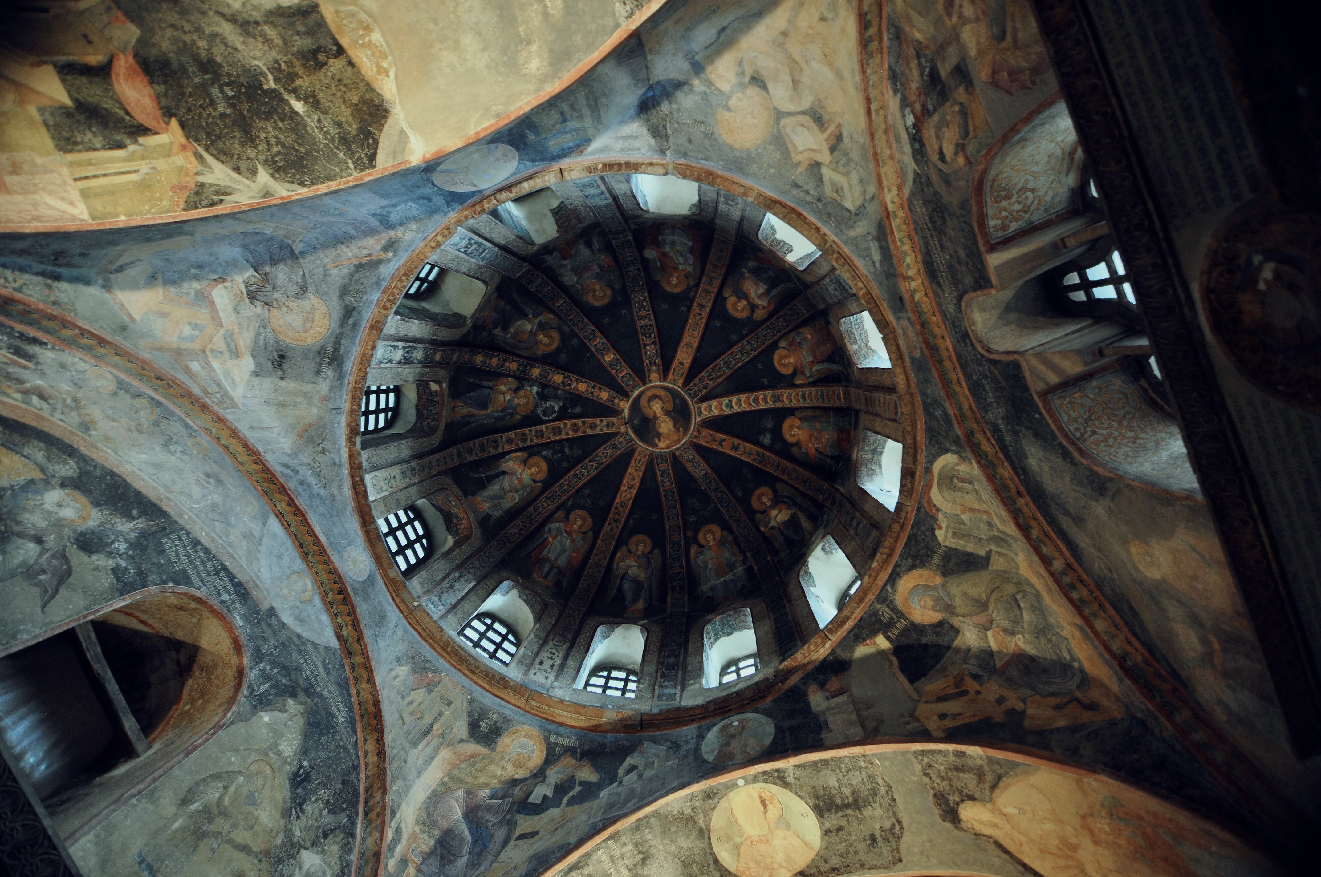 painting, wheel, directly below, cathedral, no people, low angle view, indoors, built structure, 4K, place of worship, shape, ceiling, circle, church, HD Wallpaper