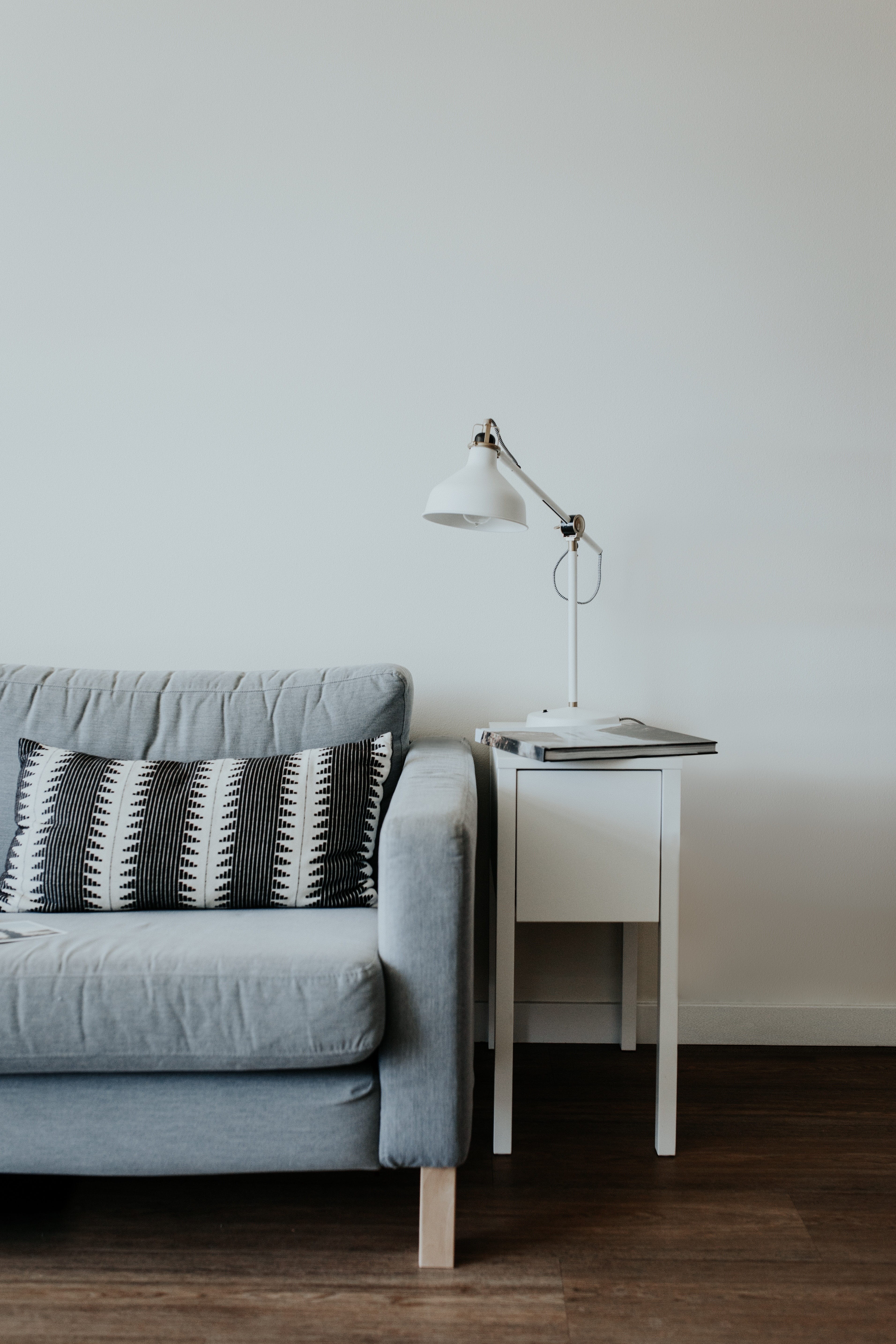 couch, floor, pillow, flooring, no people, home interior, empty, interior, indoors, sofa, design, electric lamp, light, decoration, luxury, house, absence, Phone HD Wallpaper
