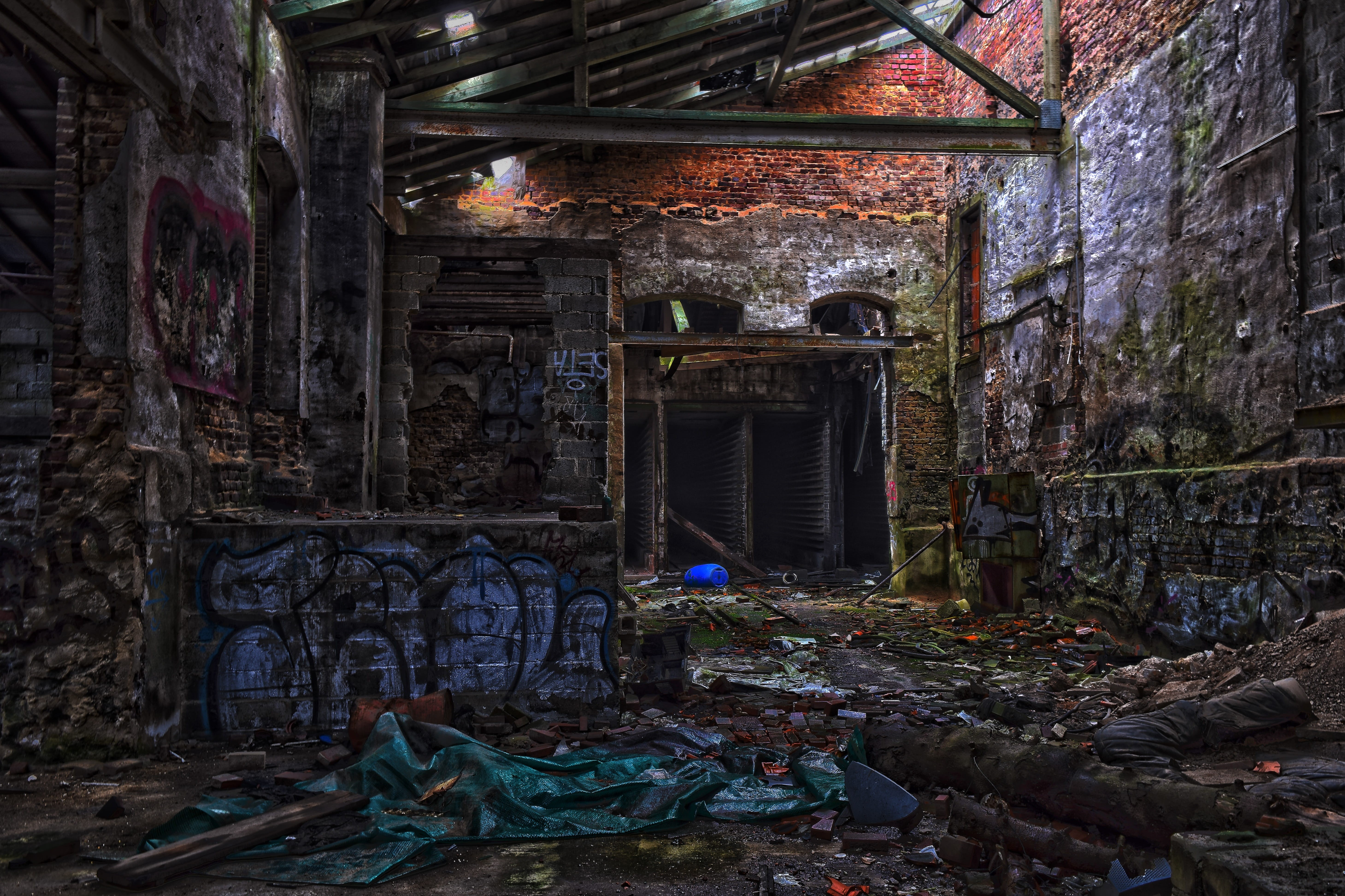 past, run-down, decay, lapsed, weathered, bad condition, door, demolished, built structure, forget, mood, atmosphere, break up, 5K, dilapidated, dirty, HD Wallpaper