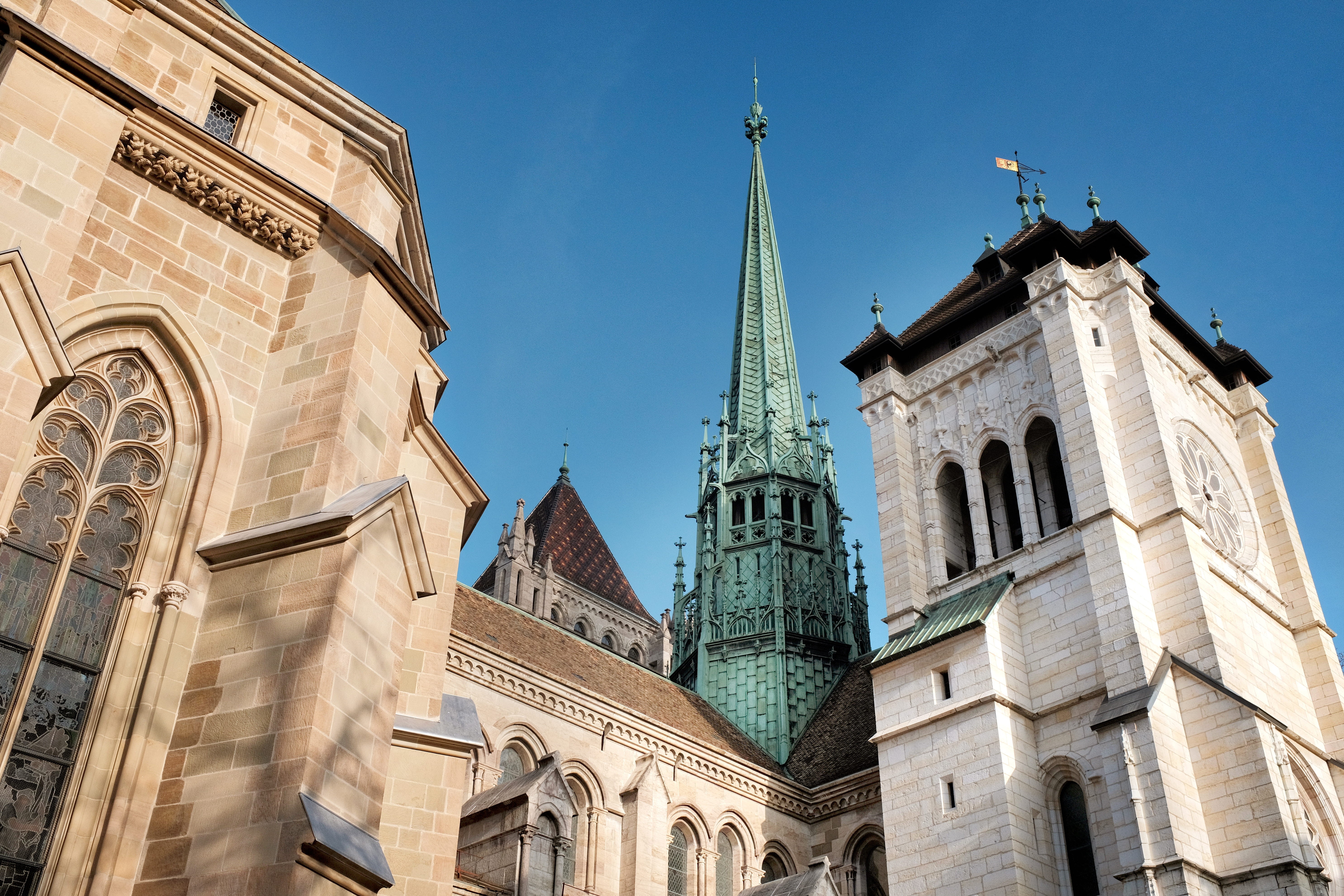 architecture, clear sky, ornate, gothic Style, gray, nature, cathedral, places Of Worship, clock, travel destinations, belief, catholicism, concrete, europe, HD Wallpaper