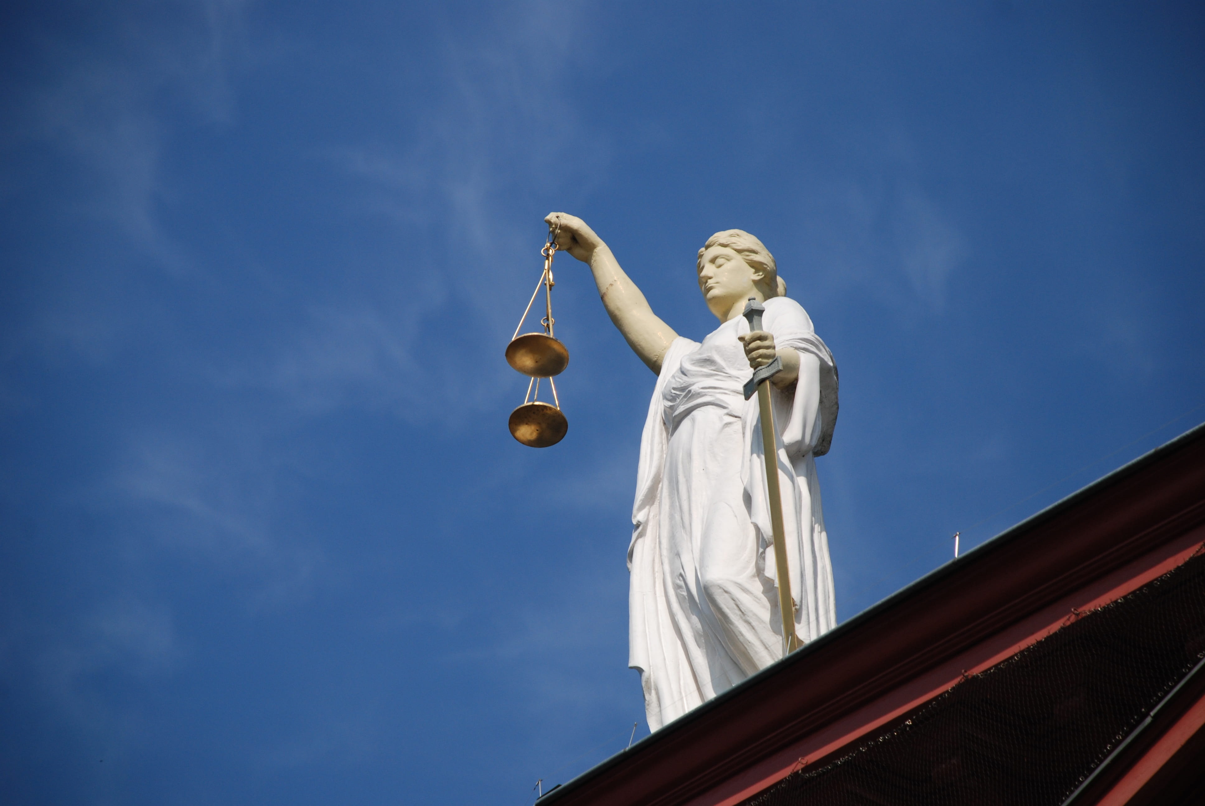 sword, travel destinations, craft, case-law, justice, 4K, sculpture, lady, human representation, day, the past, contrast, sky, cloud - sky, outdoors, architecture, HD Wallpaper