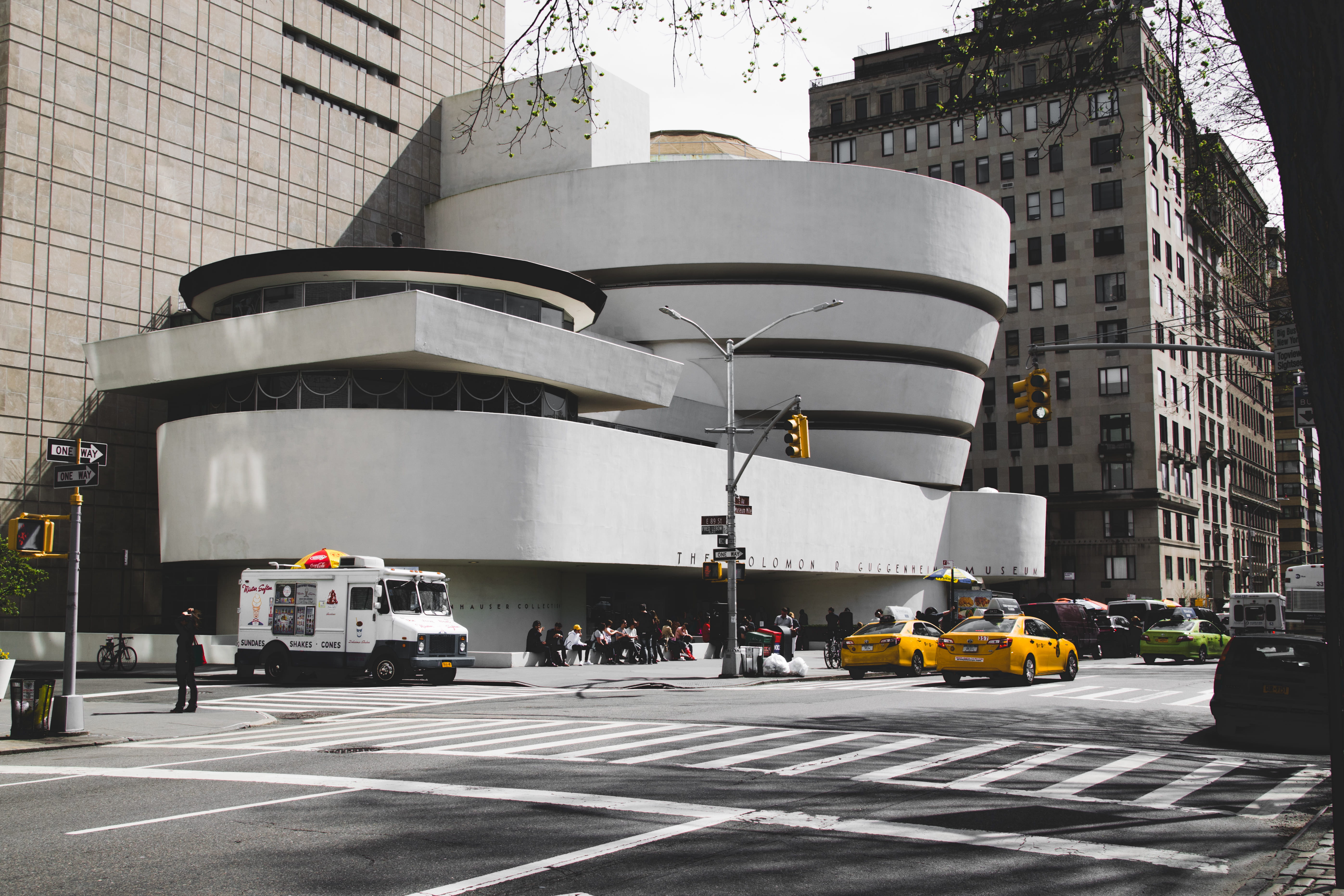 land vehicle, new york city, solomon r. guggenheim museum, crossing, museum, 5K, symbol, sign, united states, city, the solomon r. guggenheim, desaturated, HD Wallpaper
