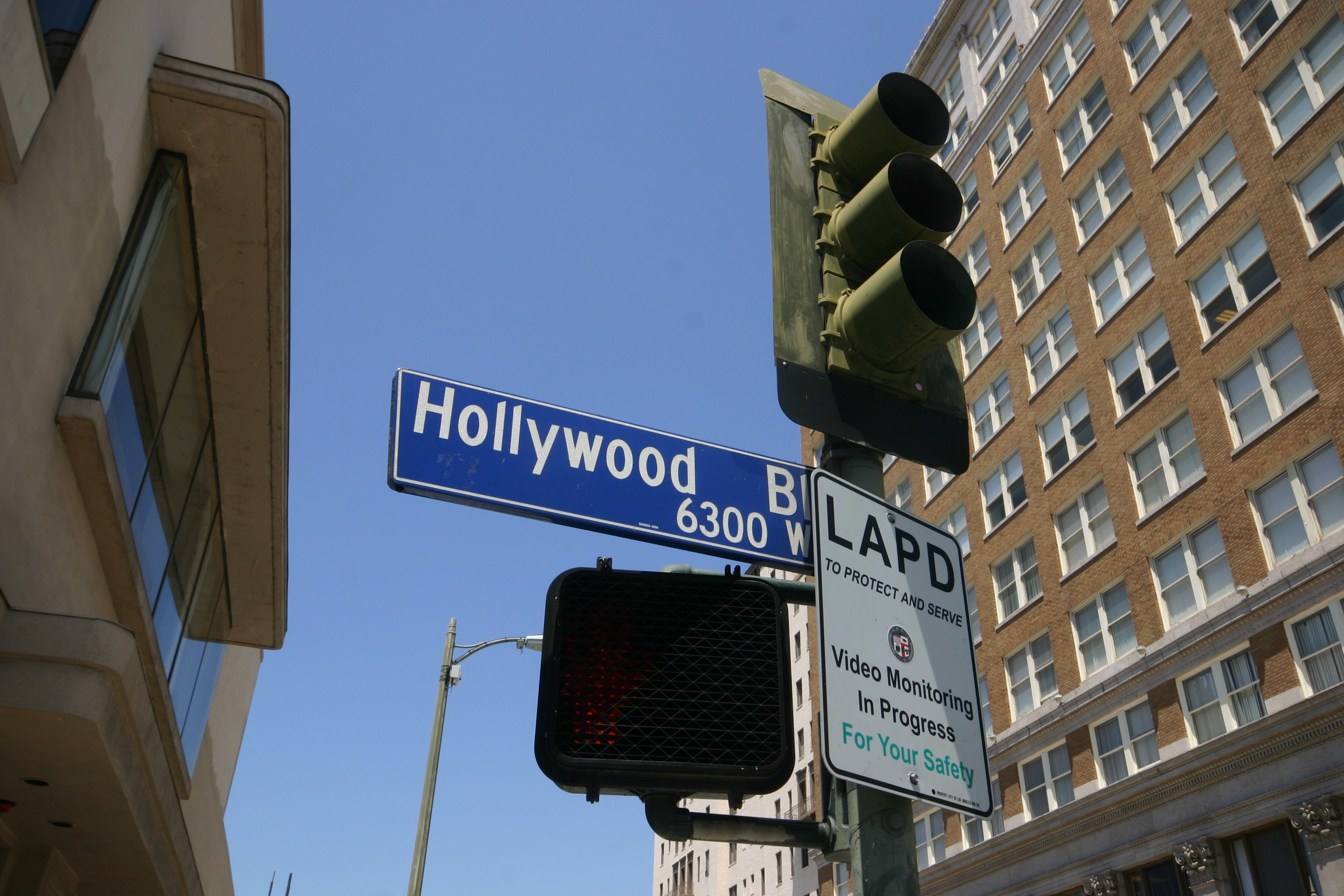 no people, road, communication, traffic light, office building exterior, information sign, los angeles, signage, sign, street sign, guidance, clear sky, HD Wallpaper