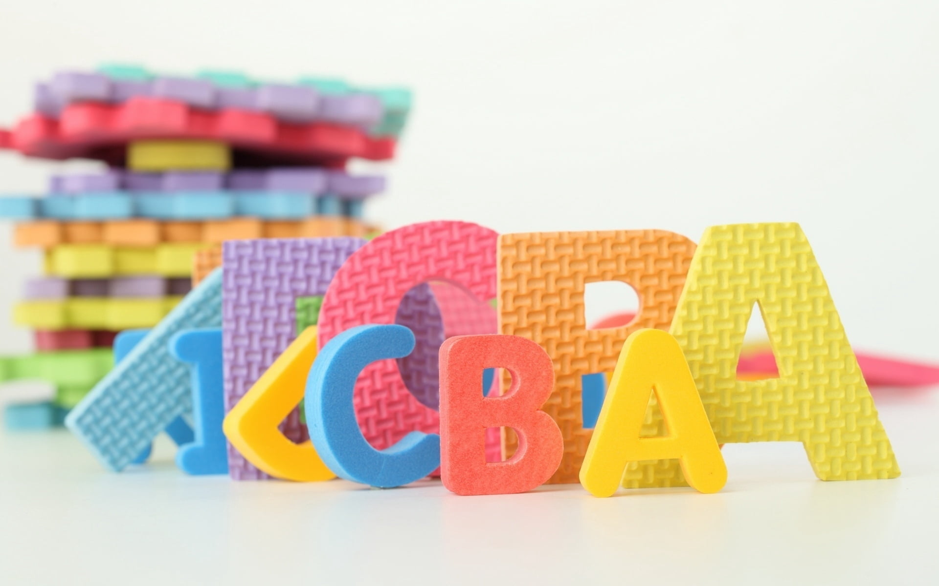 studio shot, communication, toy Block, close-up, text, childhood, fun, letters, no People, multi Colored, multicolored, white Background, colors, leisure Games, HD Wallpaper