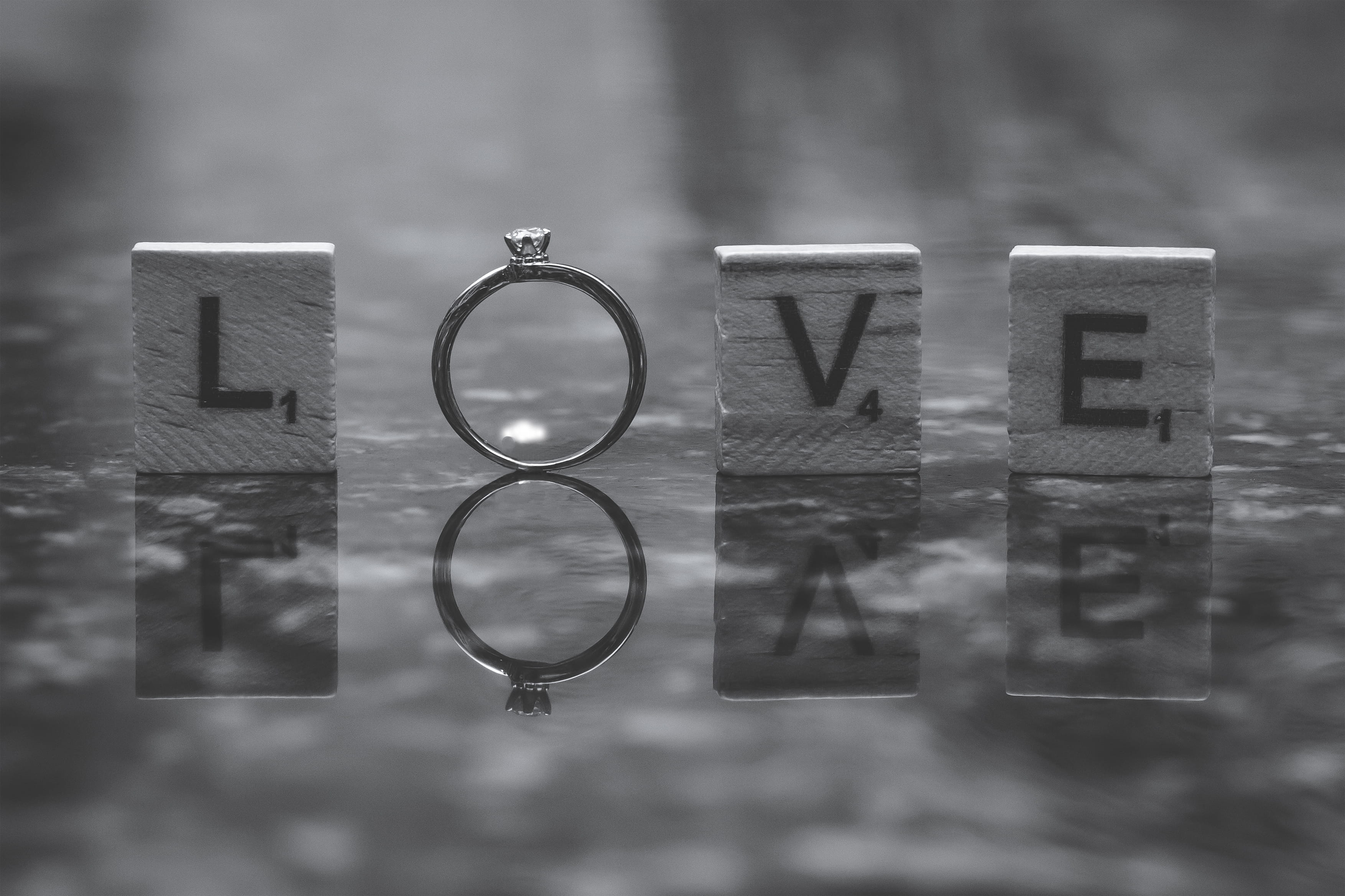 reflection, text, single word, selective focus, alphabet, indoors, western script, day, capital letter, rings, wedding, bride, ring, minecraft, wood - material, HD Wallpaper