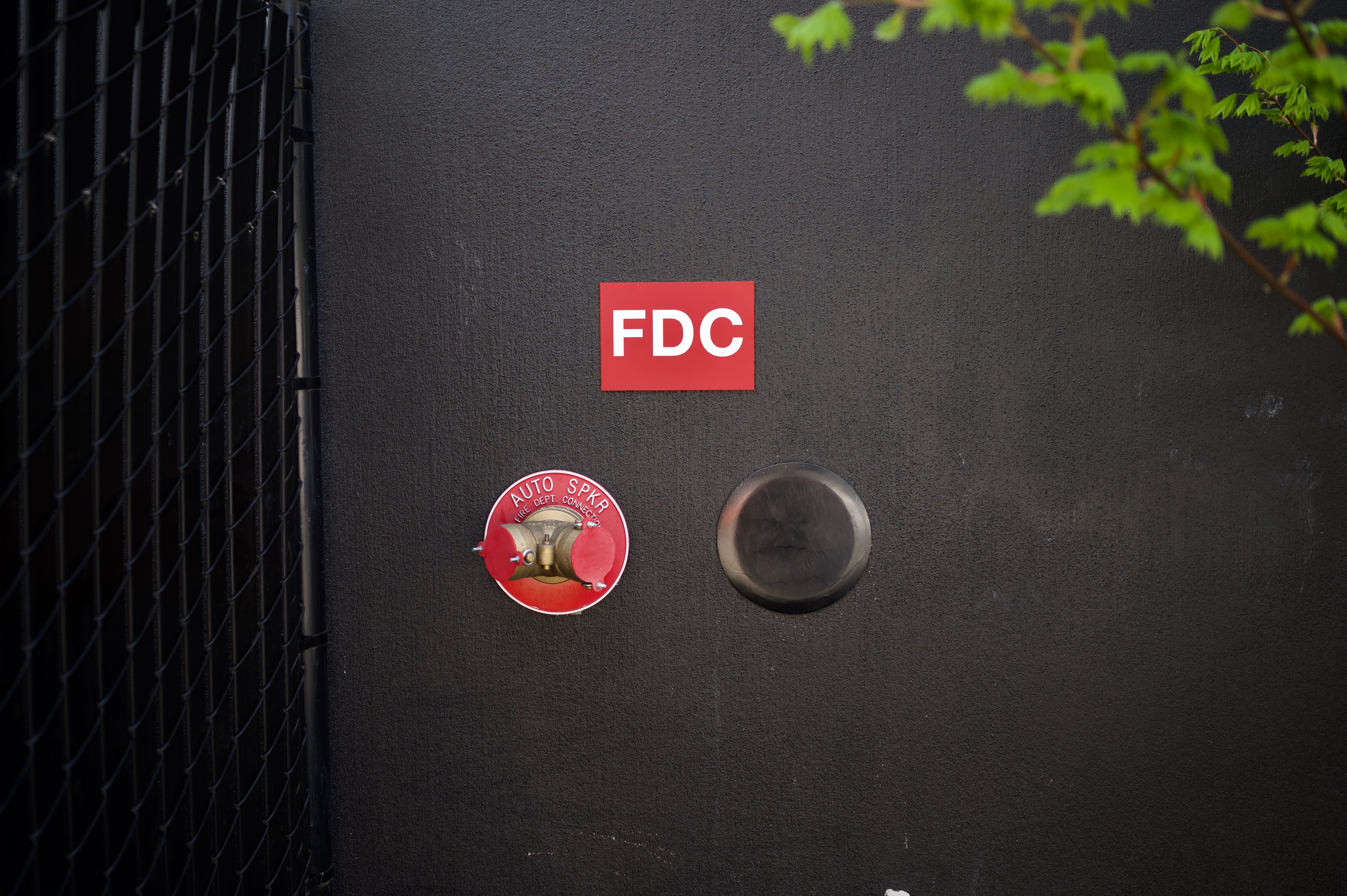 red, portland, safe, script, communication, logo, push button, information, sphere, portland, number, non-western script, fdc, day, tree, safety, fence, HD Wallpaper