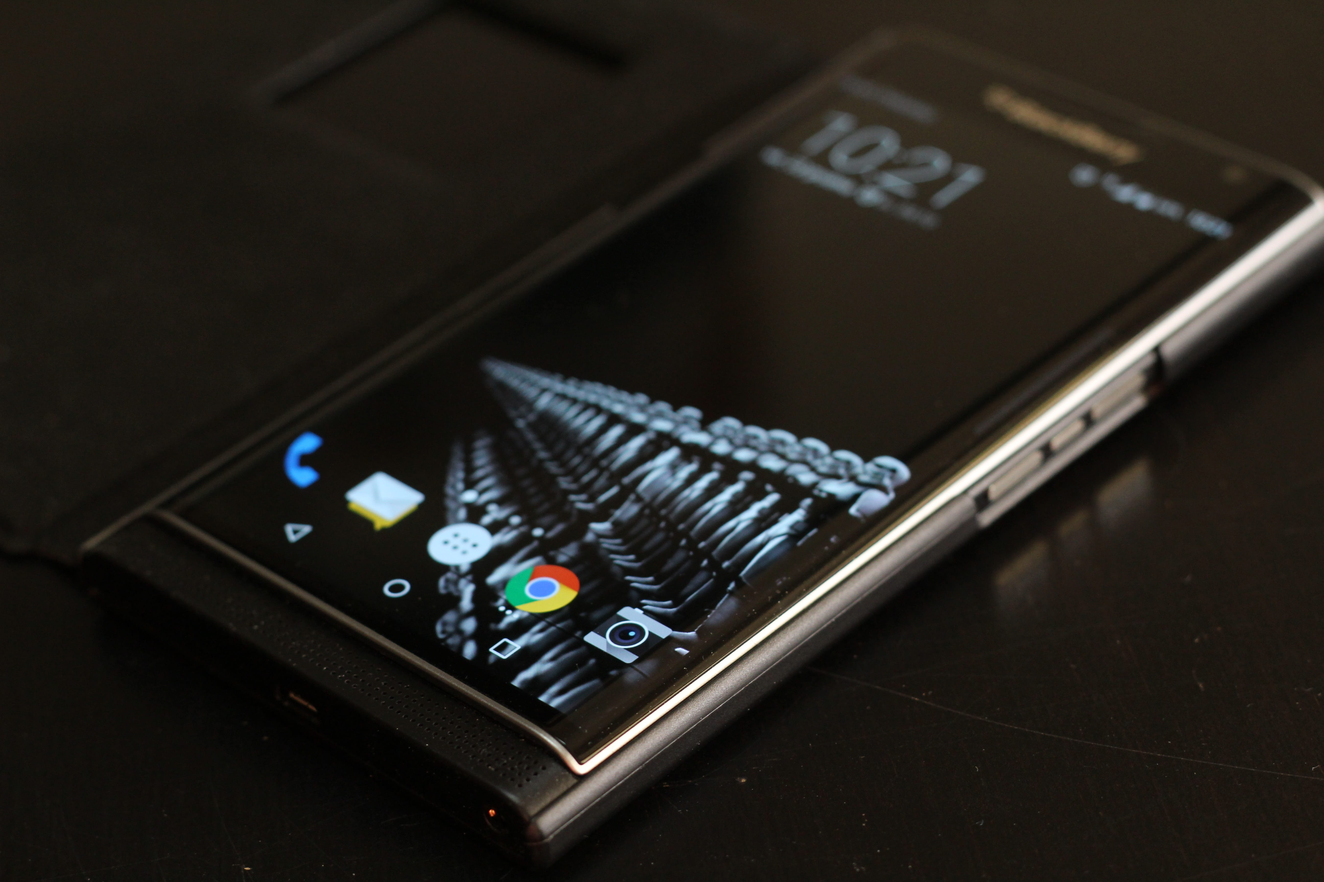 no people, internet, computer equipment, communication, text, equipment, control, blackberry, mobile, focus on foreground, qwerty, priv, industry, indoors, HD Wallpaper