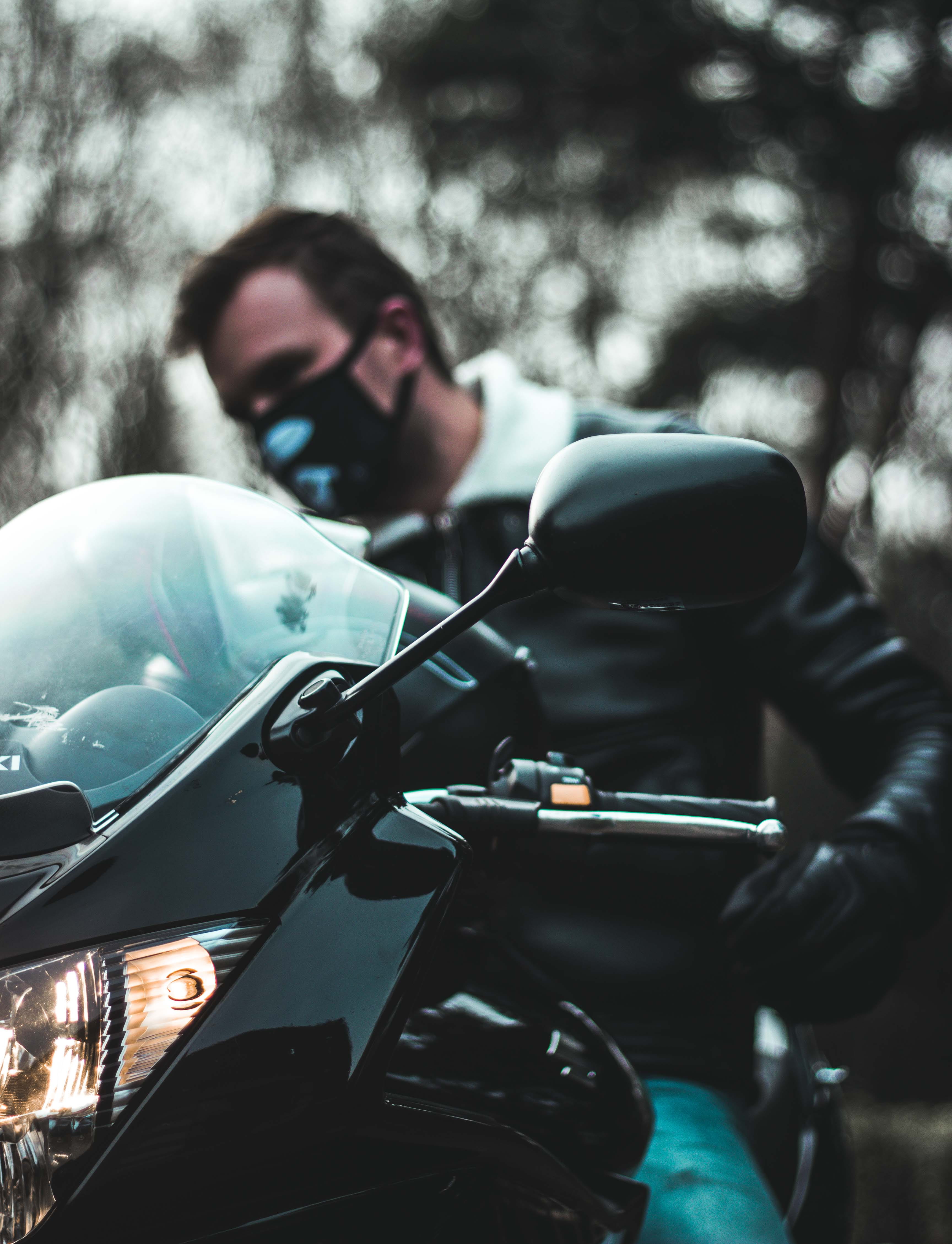 helmet, mode of transportation, gp, real people, men, car, 4K, motor vehicle, portrait, hypebeast, motor hype, motor sport, lifestyles, ermelo, land vehicle, Phone HD Wallpaper