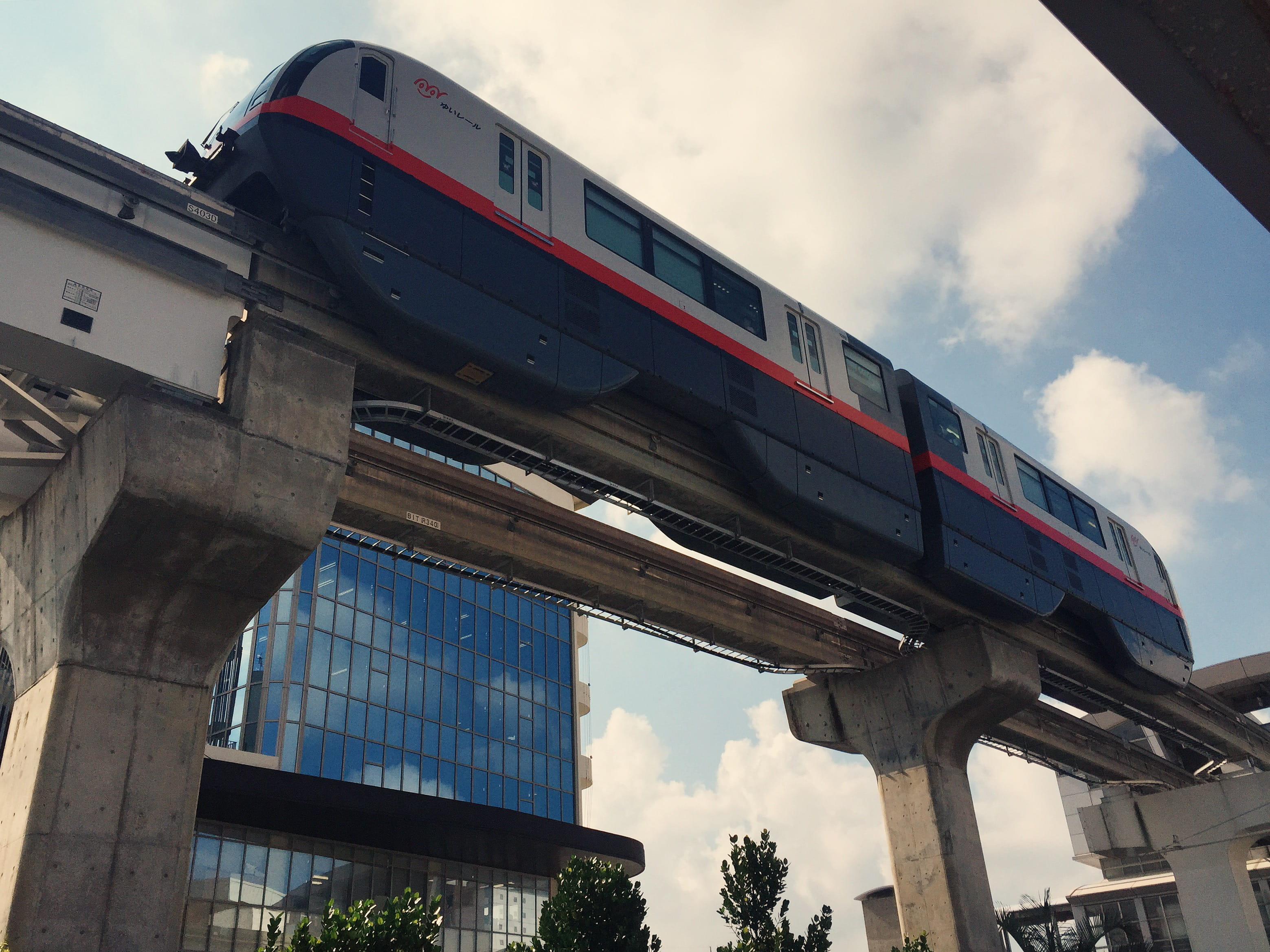 nature, asian, low angle view, outdoors, architecture, yui rail, multiple lane highway, okinawa prefecture, public transportation, underground, monorail, HD Wallpaper