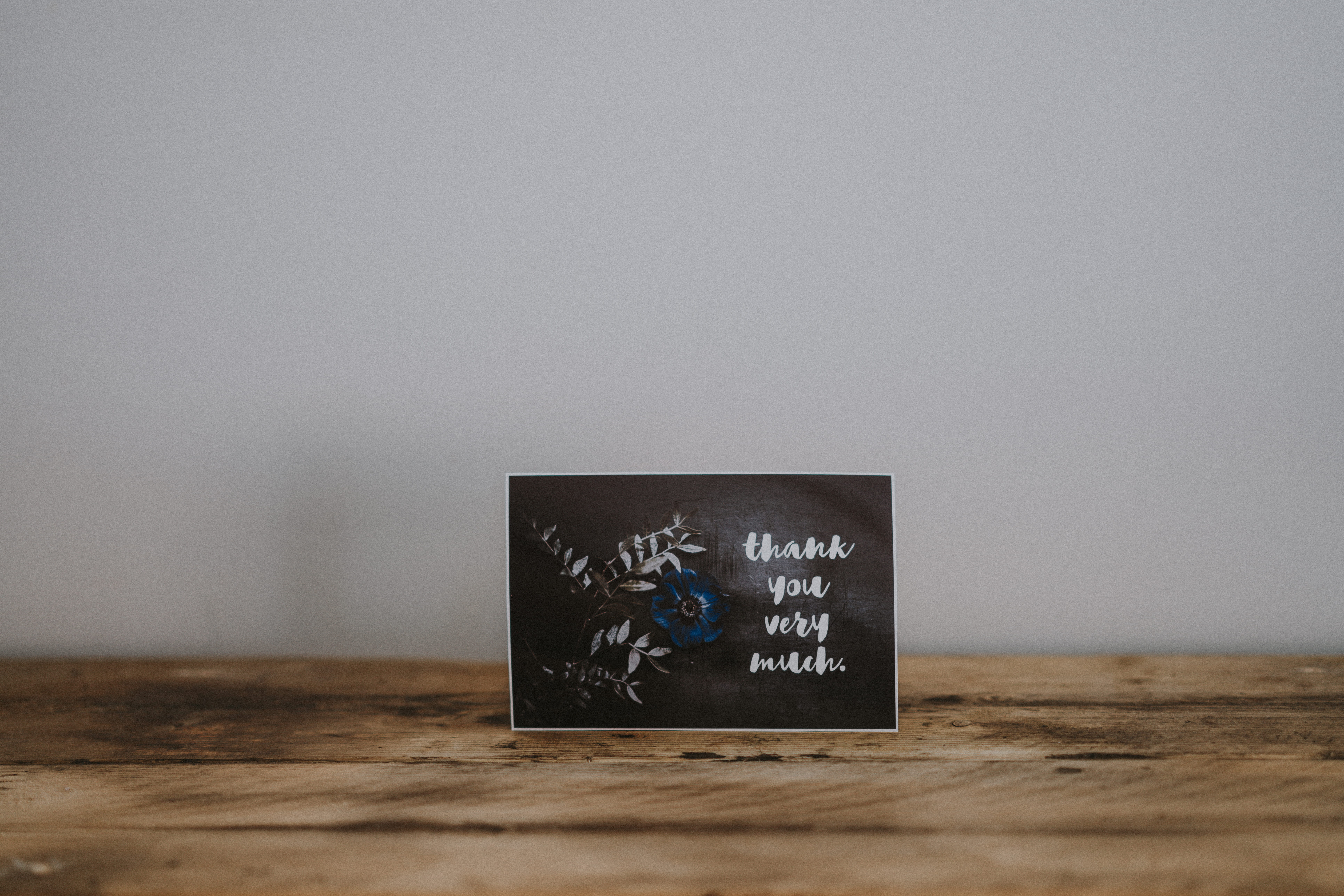 indoors, wood - material, gray, thank, quotes, wooden table, design, computer, post card, wireless technology, accessibility, message, connection, card, HD Wallpaper