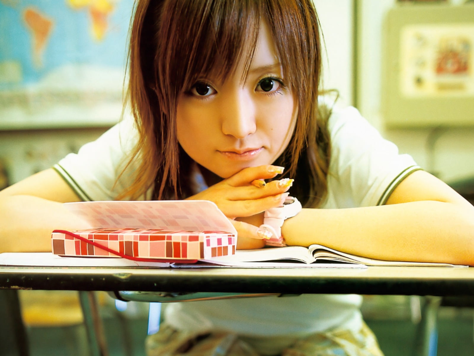 Konno Asami, innocence, classroom, 720P, education, Asian, student, women, white, table, elementary school, t, school, females, girls, black eyes, s, brunette, HD Wallpaper