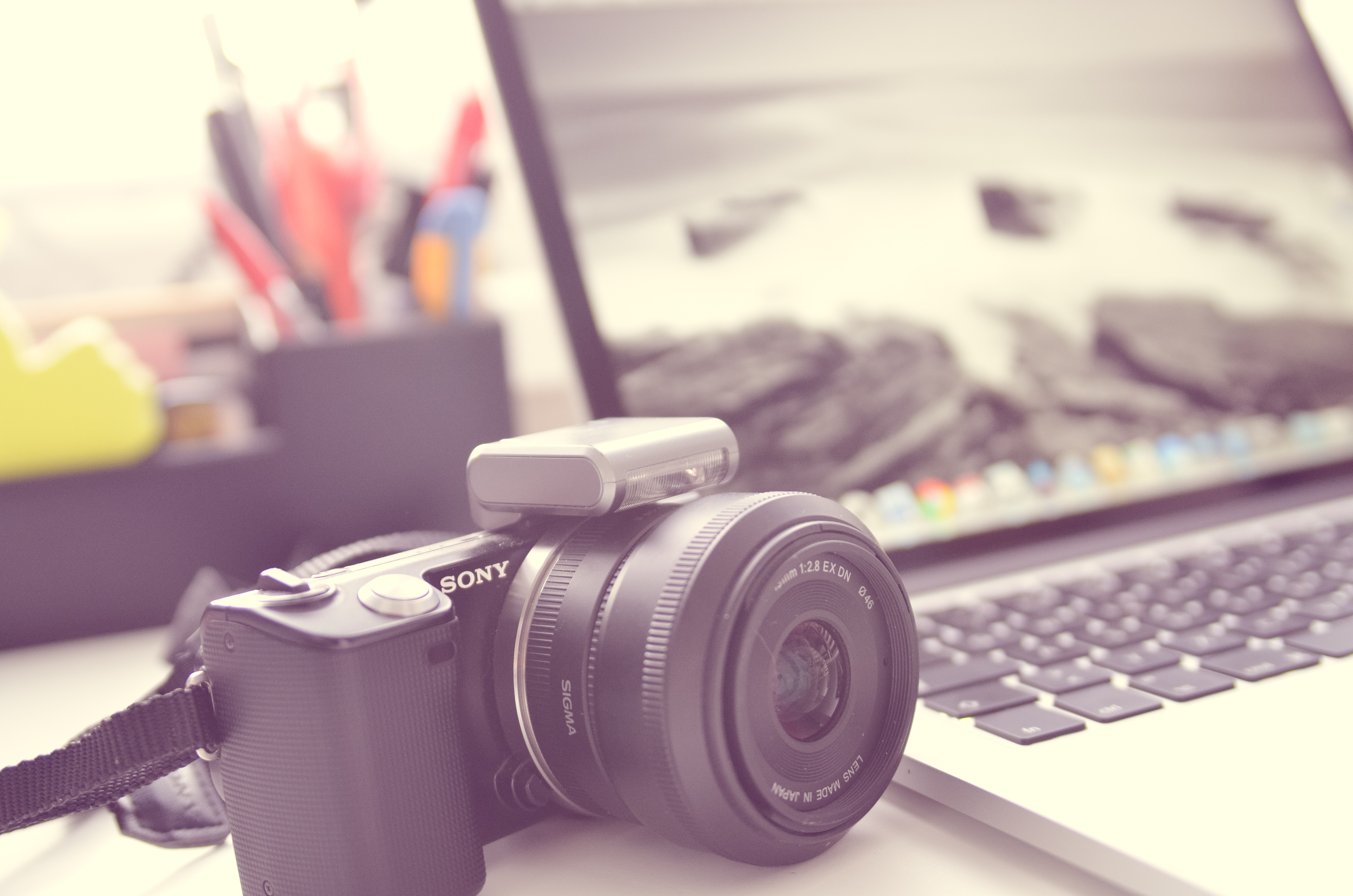 camera - Photographic Equipment, photo, camera, tap, computer keyboard, pc, hardware, computer equipment, connection, photo camera, photography Themes, HD Wallpaper