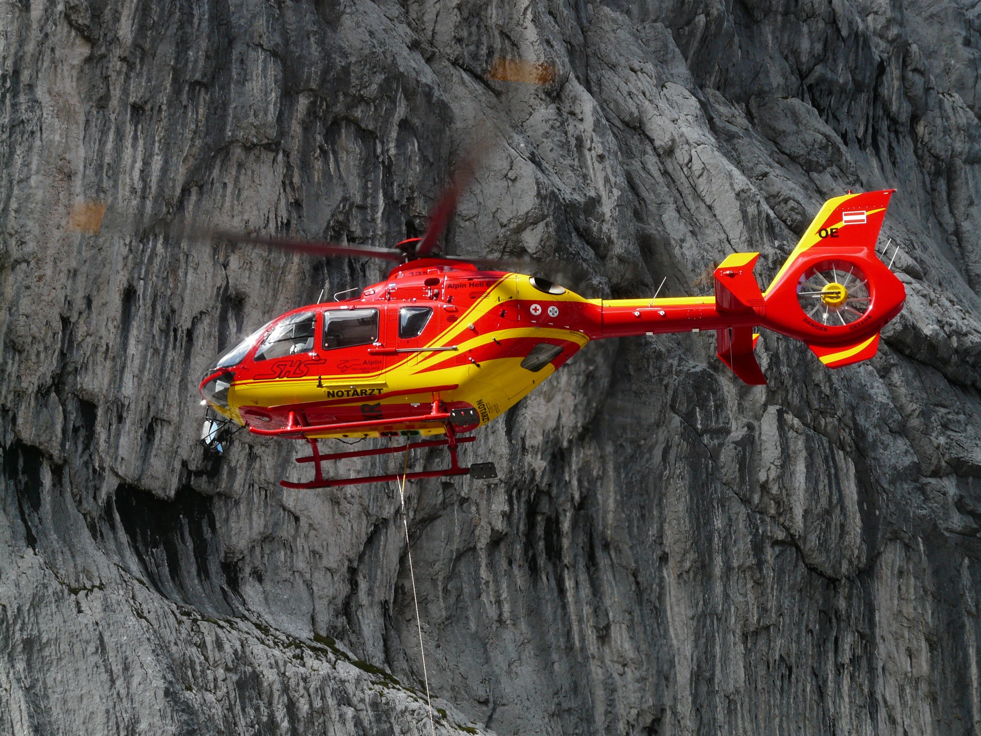 rotor, rock formation, no people, doctor on call, mode of transportation, helicopter, rough, geology, trunk, day, rescue helicopter, colorful, mountain rescue, HD Wallpaper