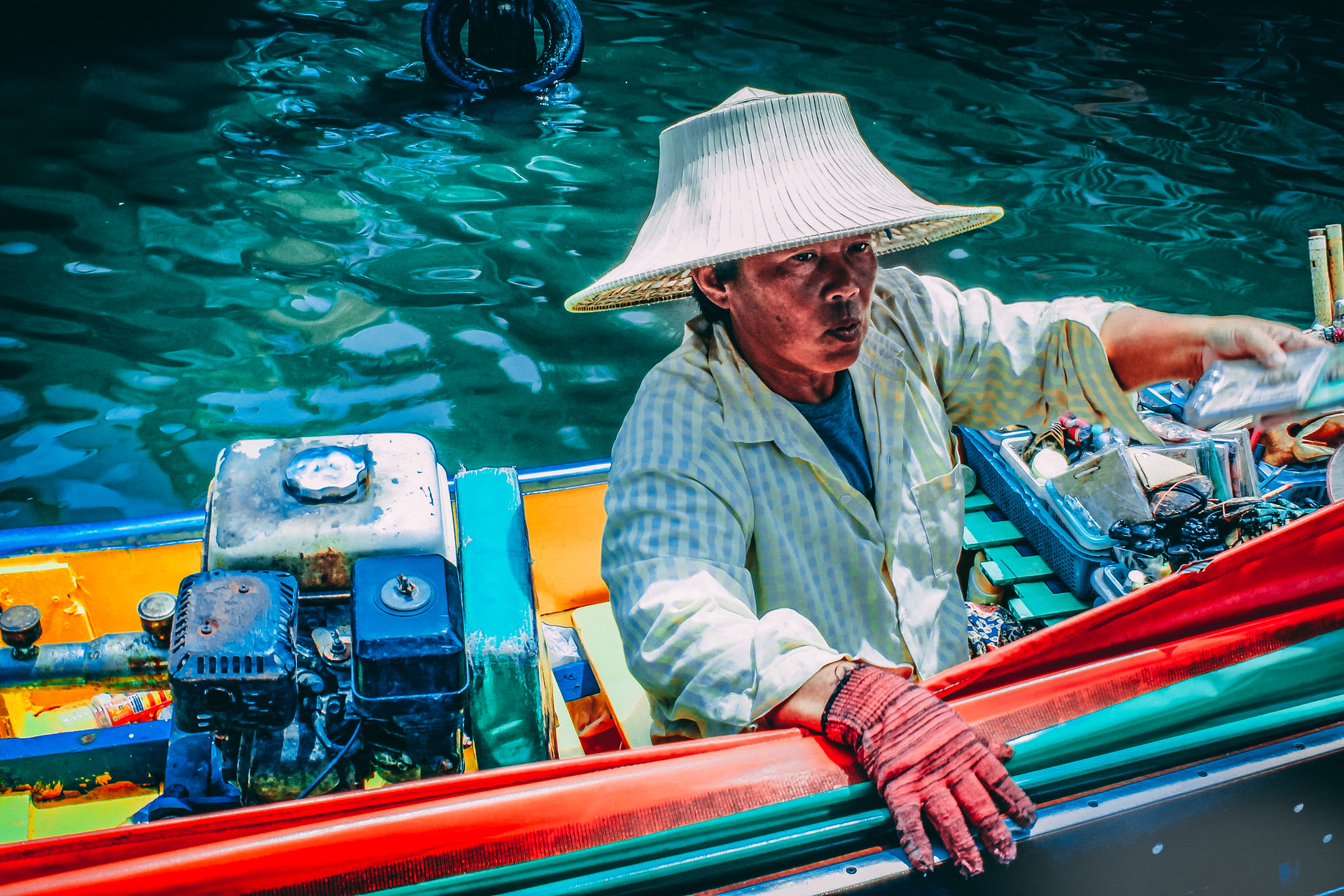 one person, vietnam, real people, water, holding, boat, selling, third world country, fish, clothing, third world, day, travel, front view, malaysia, nautical vessel, HD Wallpaper