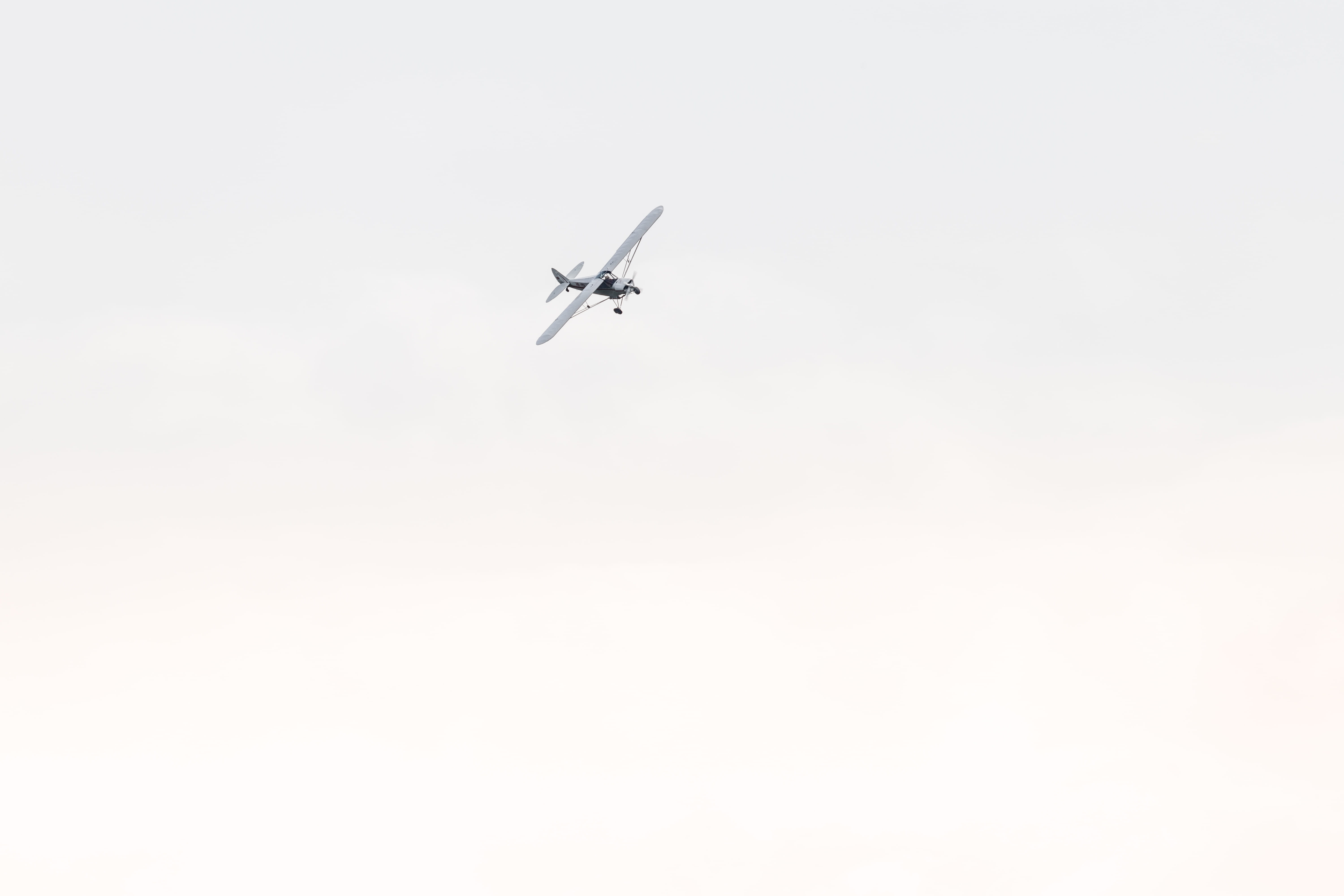 schweiz, lesson, turn, white, airplane, transportation, pilot, copy space, wing, travel, suisse, learning, 5K, jura, cloud - sky, day, switzerland, summer, HD Wallpaper