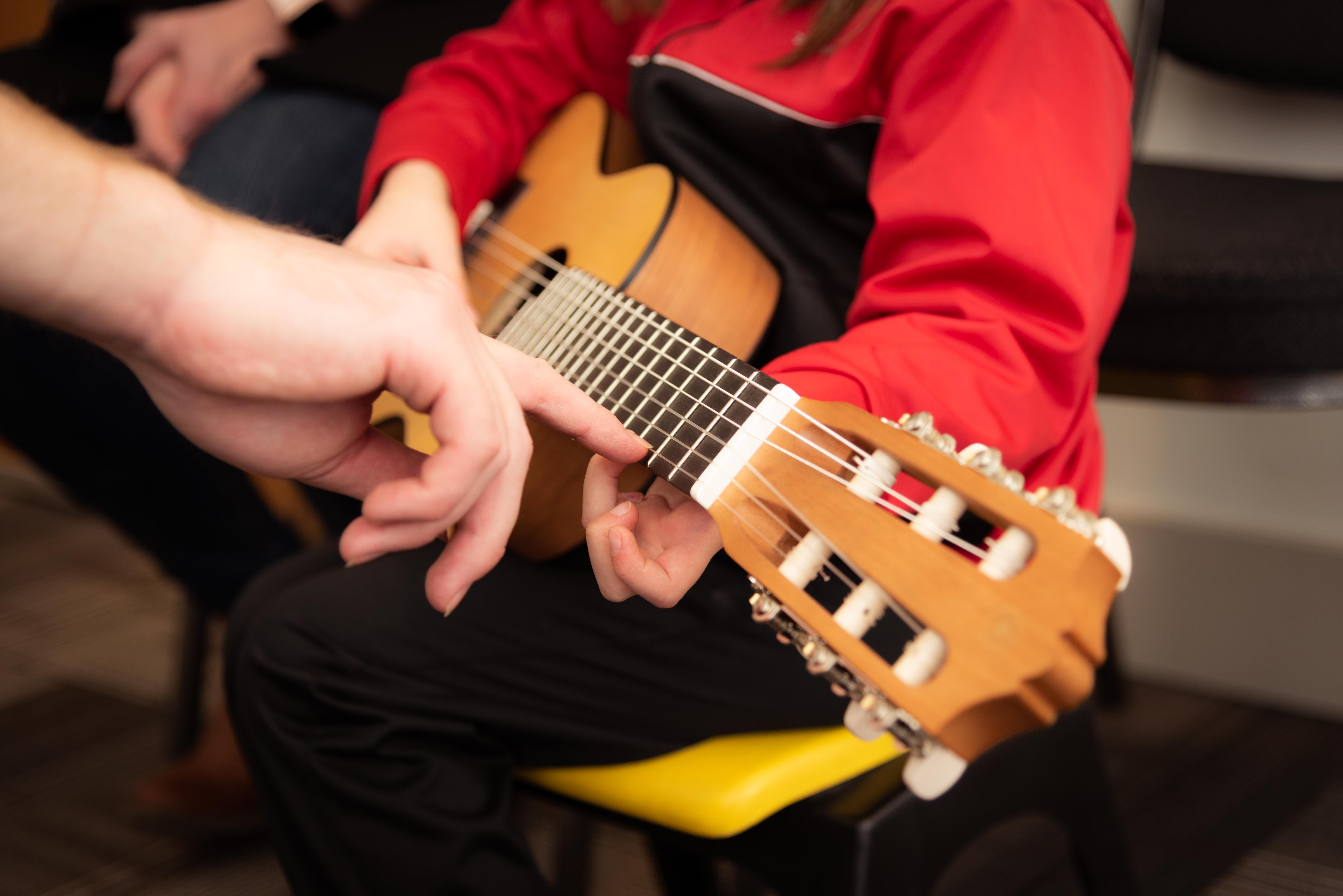 plucking an instrument, people, musician, indoors, kid, musical instrument, focus on foreground, skill, lesson, close-up, studying, midsection, instrument, HD Wallpaper