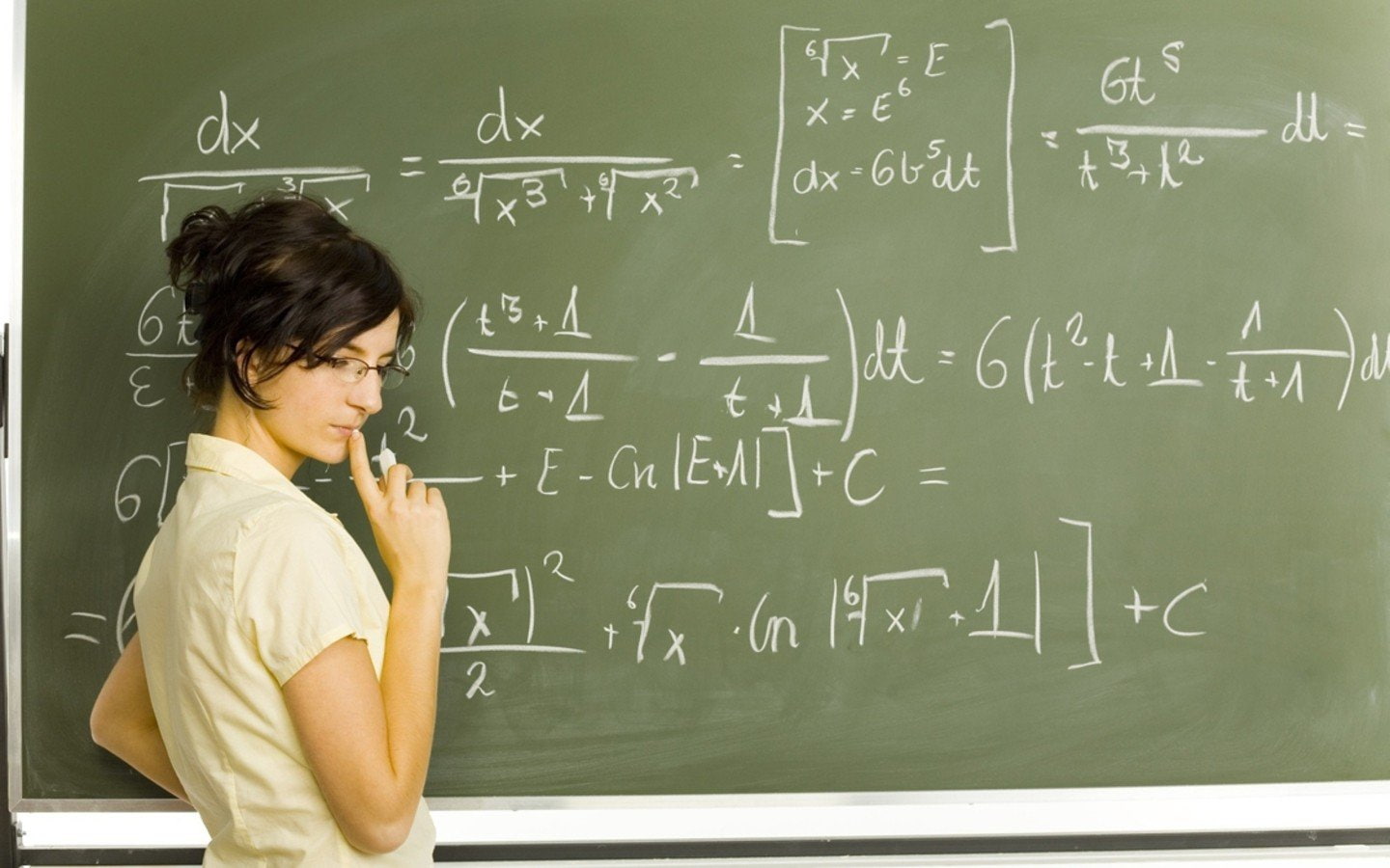 women, hair, teachers, chalkboards, glasses, 720P, brunettes, lesson, mathematics, black, HD Wallpaper