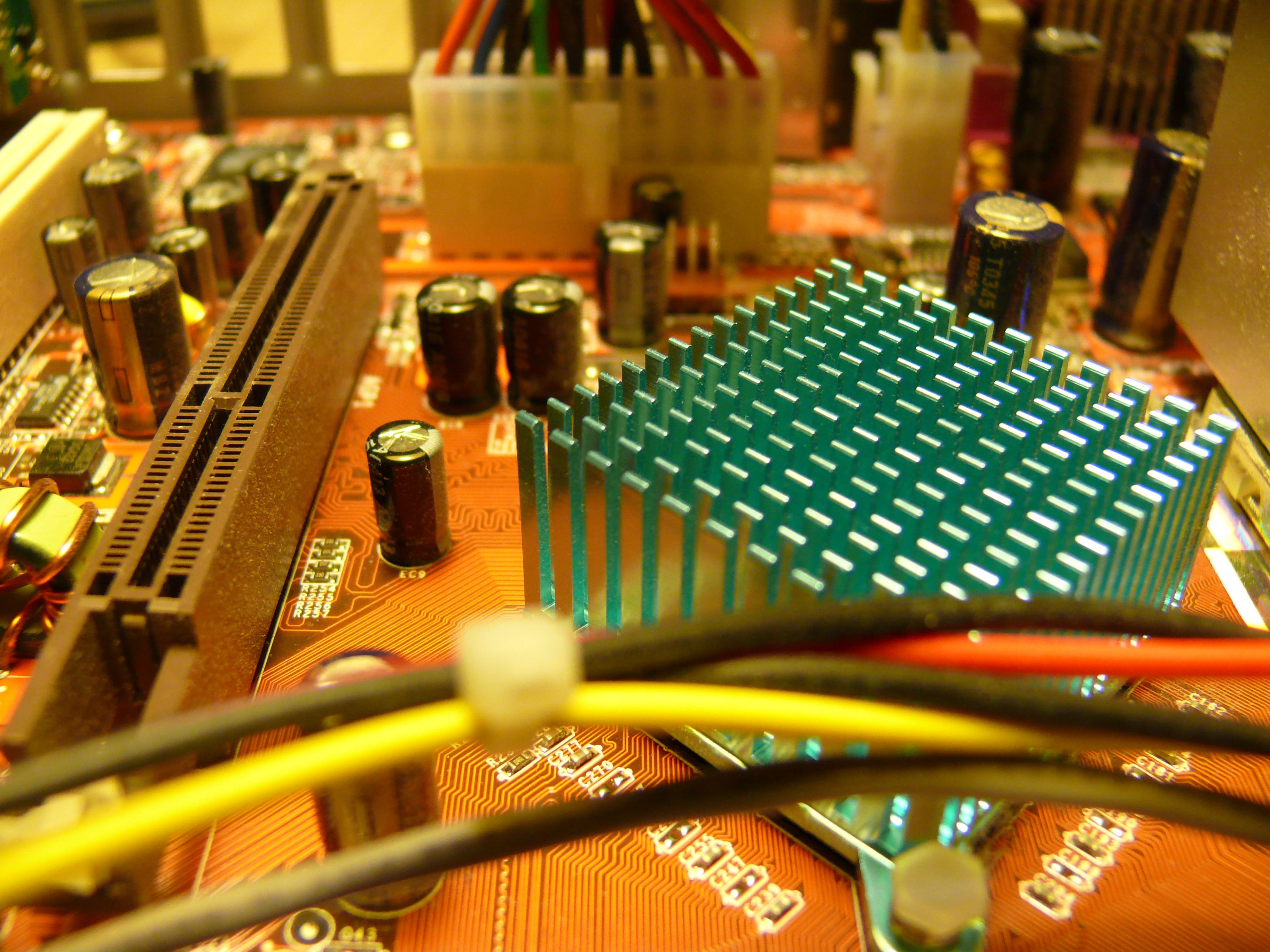 arts culture and entertainment, electronics industry, 2K, no people, processor, connection, electrical component, computer chip, complexity, sound recording equipment, HD Wallpaper