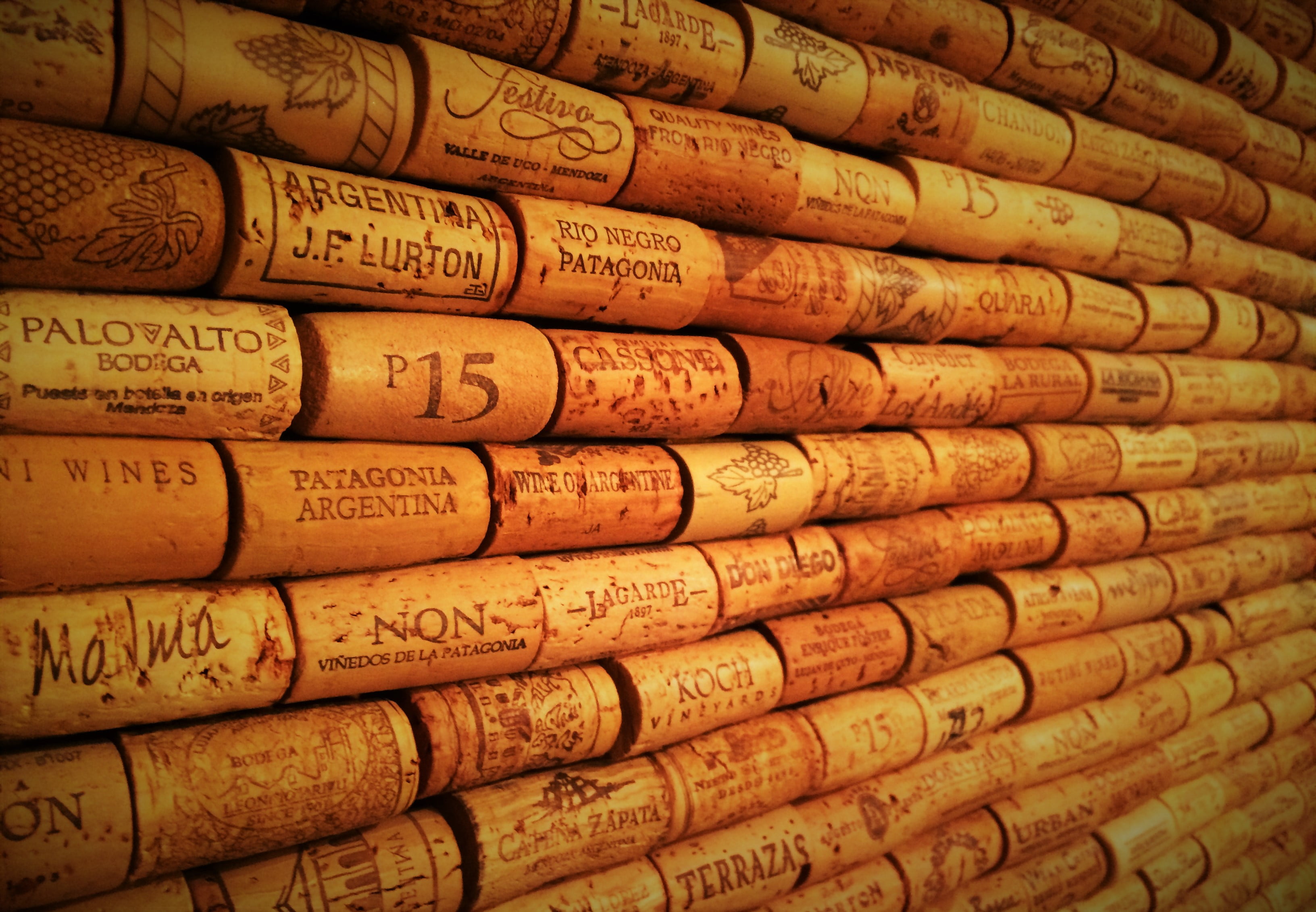 red wine, Italy, Argentina, wall, wine, 2K, cork, HD Wallpaper