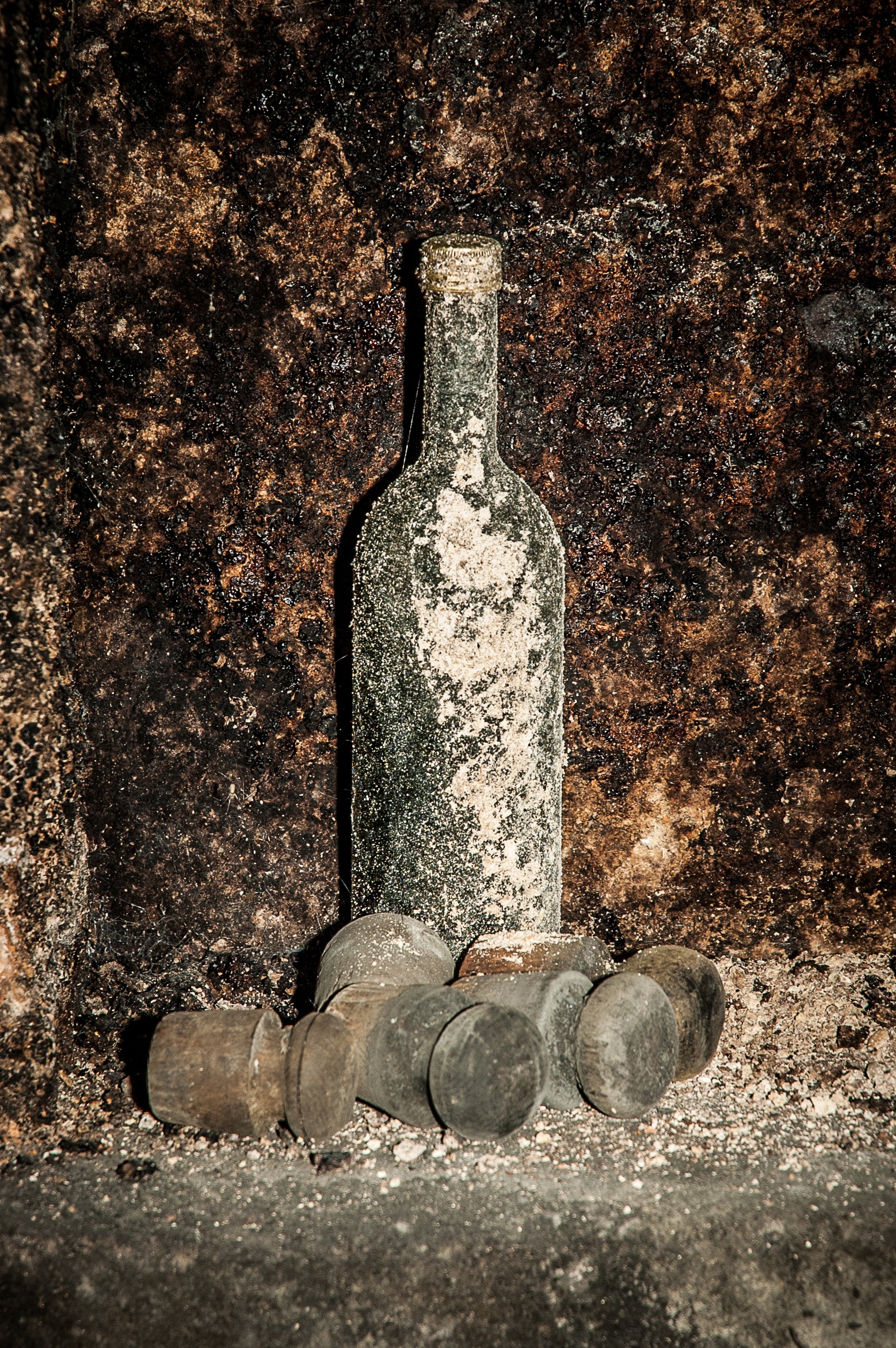 drink, alcohol, food and drink, no people, cellar, mold, forget, container, old, glass, dirty, refreshment, bottle, still life, dirt, wall - building feature, Phone HD Wallpaper